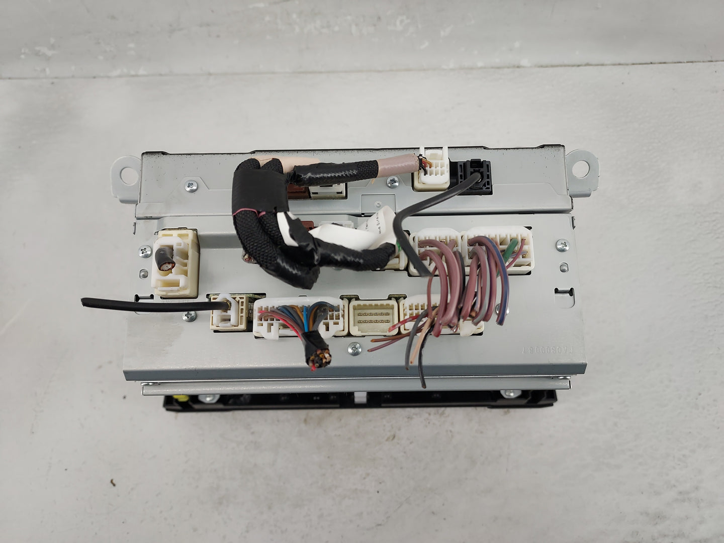 2018-2020 Toyota Tundra Radio AM FM Cd Player Receiver Replacement P/N:86100-0C260 Fits Fits 2018 2019 2020 OEM Used Auto Pa