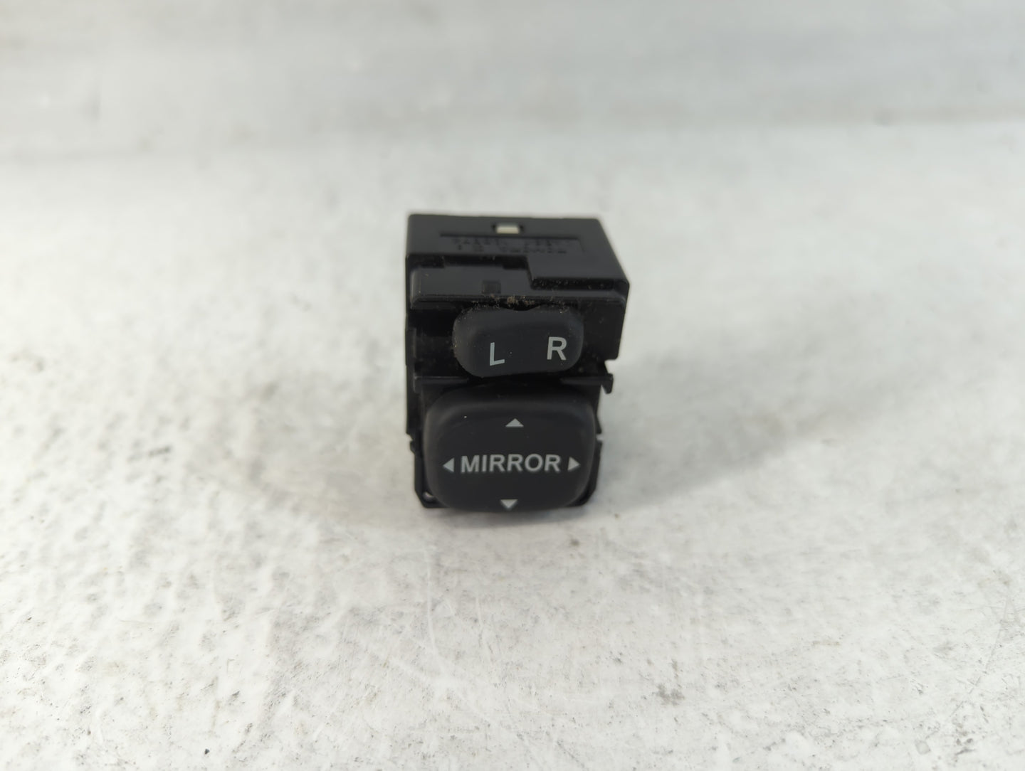 2012-2019 Toyota Yaris Master Power Window Switch Replacement Driver Side Left P/N:183574 Fits OEM Used Auto Parts - Oemused