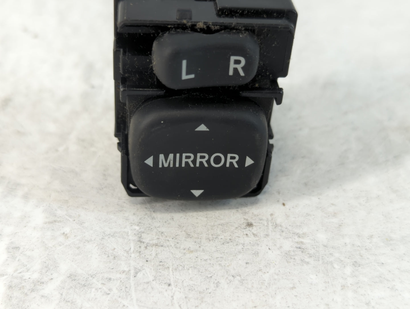 2012-2019 Toyota Yaris Master Power Window Switch Replacement Driver Side Left P/N:183574 Fits OEM Used Auto Parts - Oemused