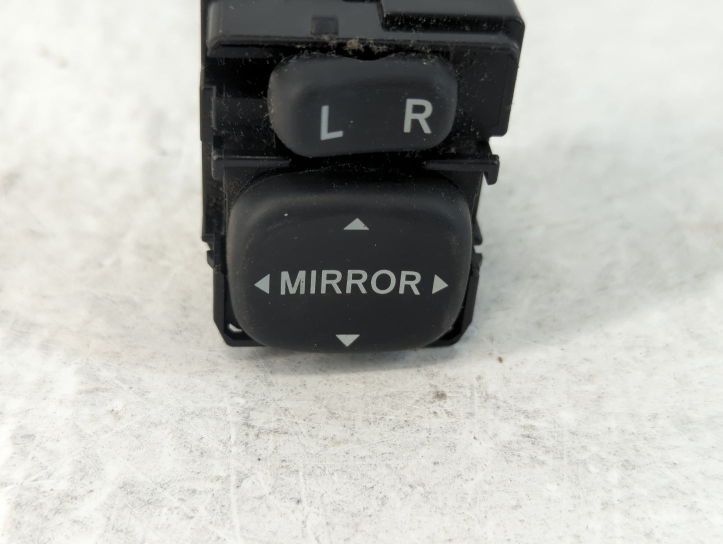 2012-2019 Toyota Yaris Master Power Window Switch Replacement Driver Side Left P/N:183574 Fits OEM Used Auto Parts - Oemused
