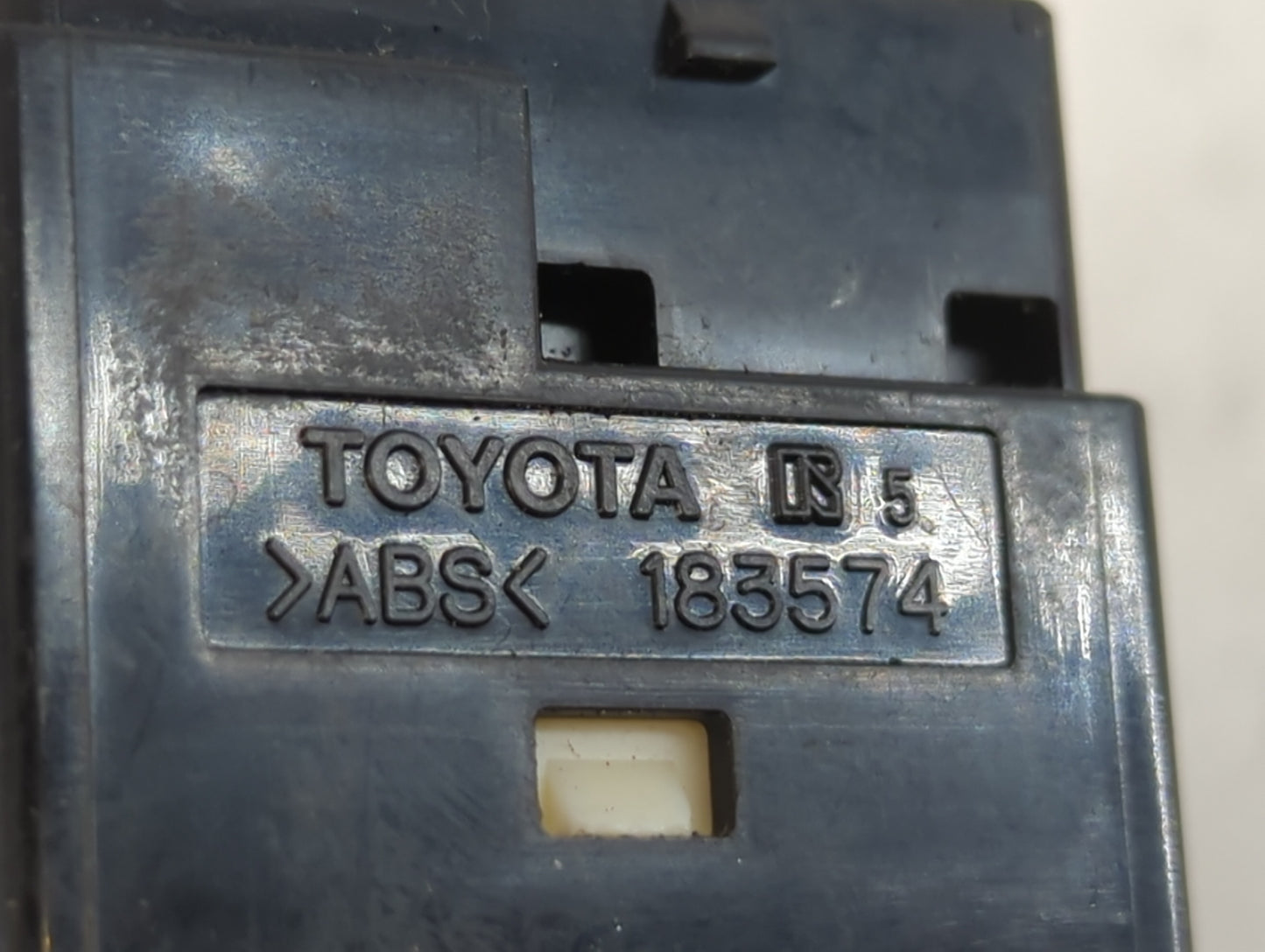 2012-2019 Toyota Yaris Master Power Window Switch Replacement Driver Side Left P/N:183574 Fits OEM Used Auto Parts - Oemused