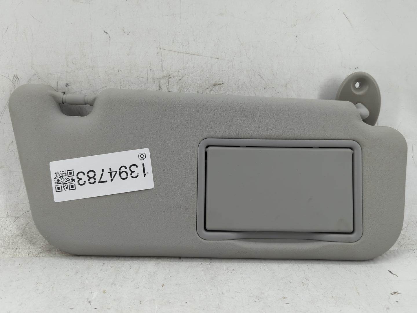2017-2019 Toyota Yaris Sun Visor Shade Replacement Passenger Right Mirror Fits Fits 2017 2018 2019 OEM Used Auto Parts - Oem