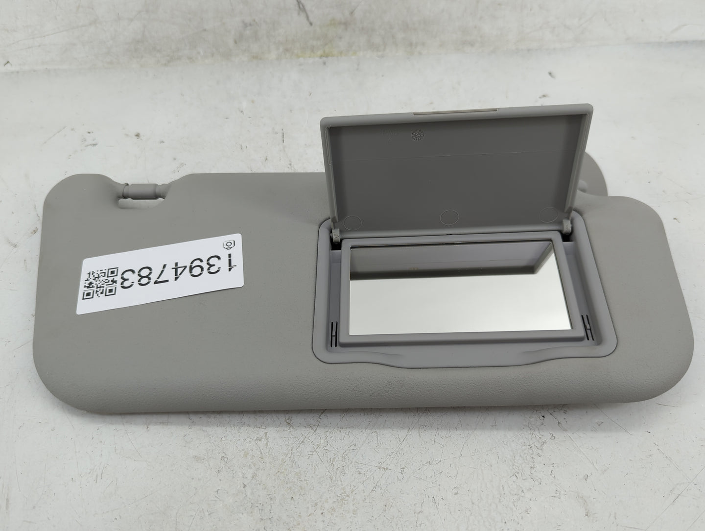 2017-2019 Toyota Yaris Sun Visor Shade Replacement Passenger Right Mirror Fits Fits 2017 2018 2019 OEM Used Auto Parts - Oem