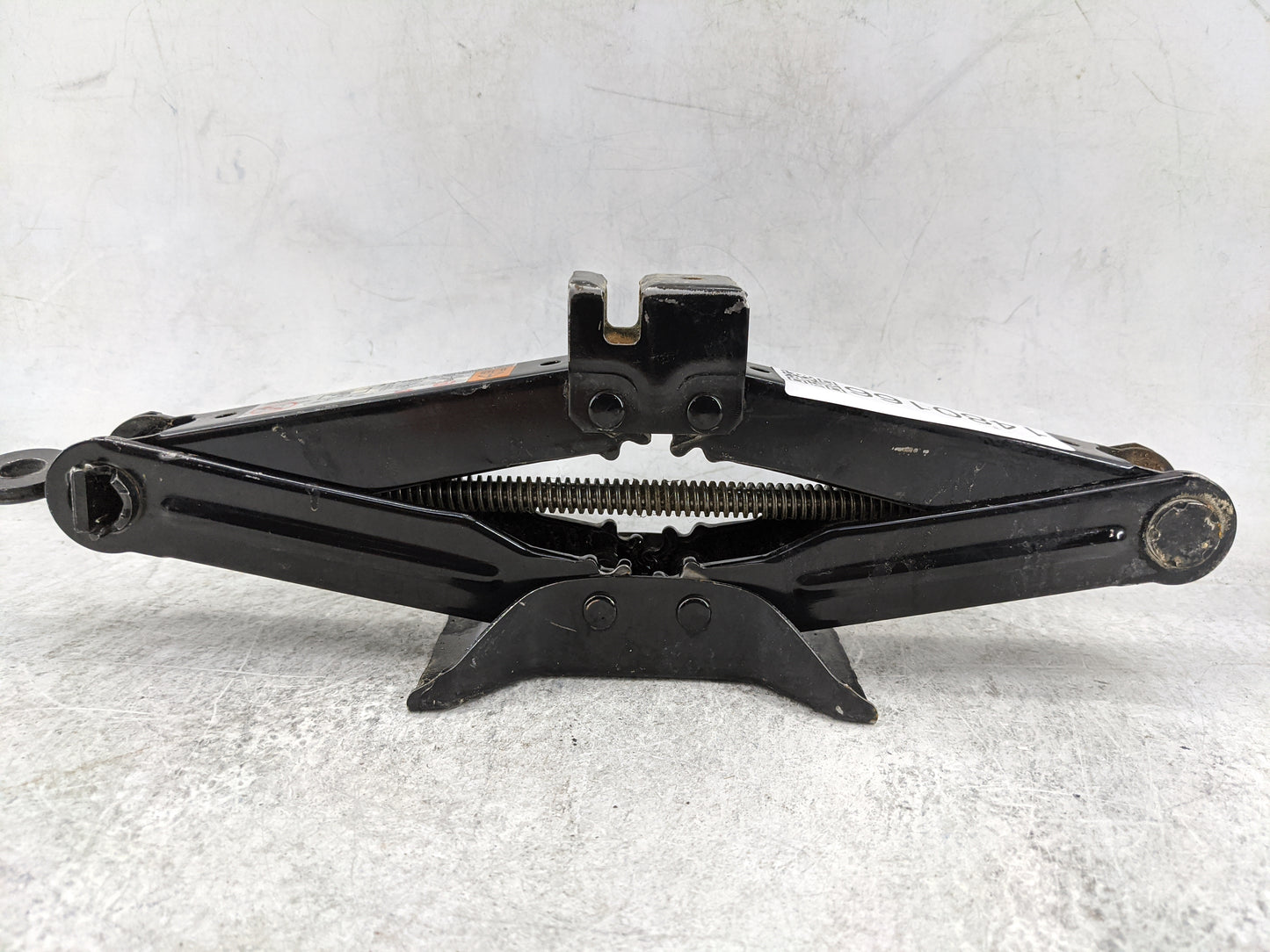 2018 Toyota Yaris Spare Scissor Car Jack Black - Oemusedautoparts1.com