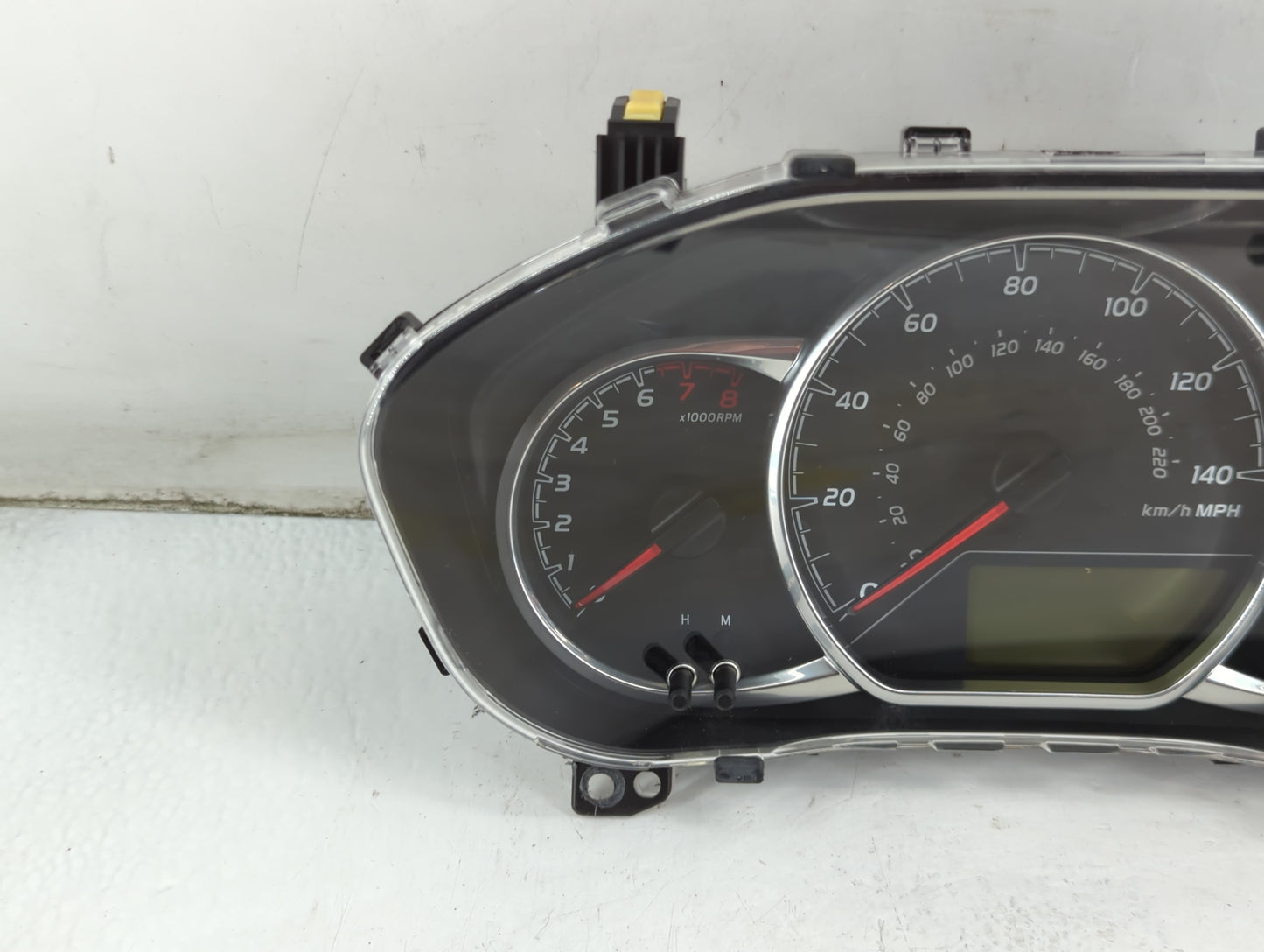 2018-2019 Toyota Yaris Instrument Cluster Speedometer Gauges P/N:83800-F5470 Fits Fits 2018 2019 OEM Used Auto Parts - Oemus