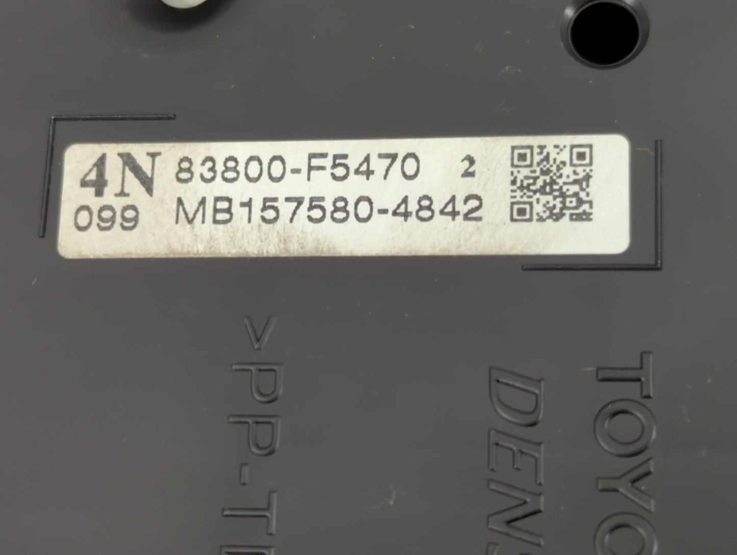 2018-2019 Toyota Yaris Instrument Cluster Speedometer Gauges P/N:83800-F5470 Fits Fits 2018 2019 OEM Used Auto Parts - Oemus