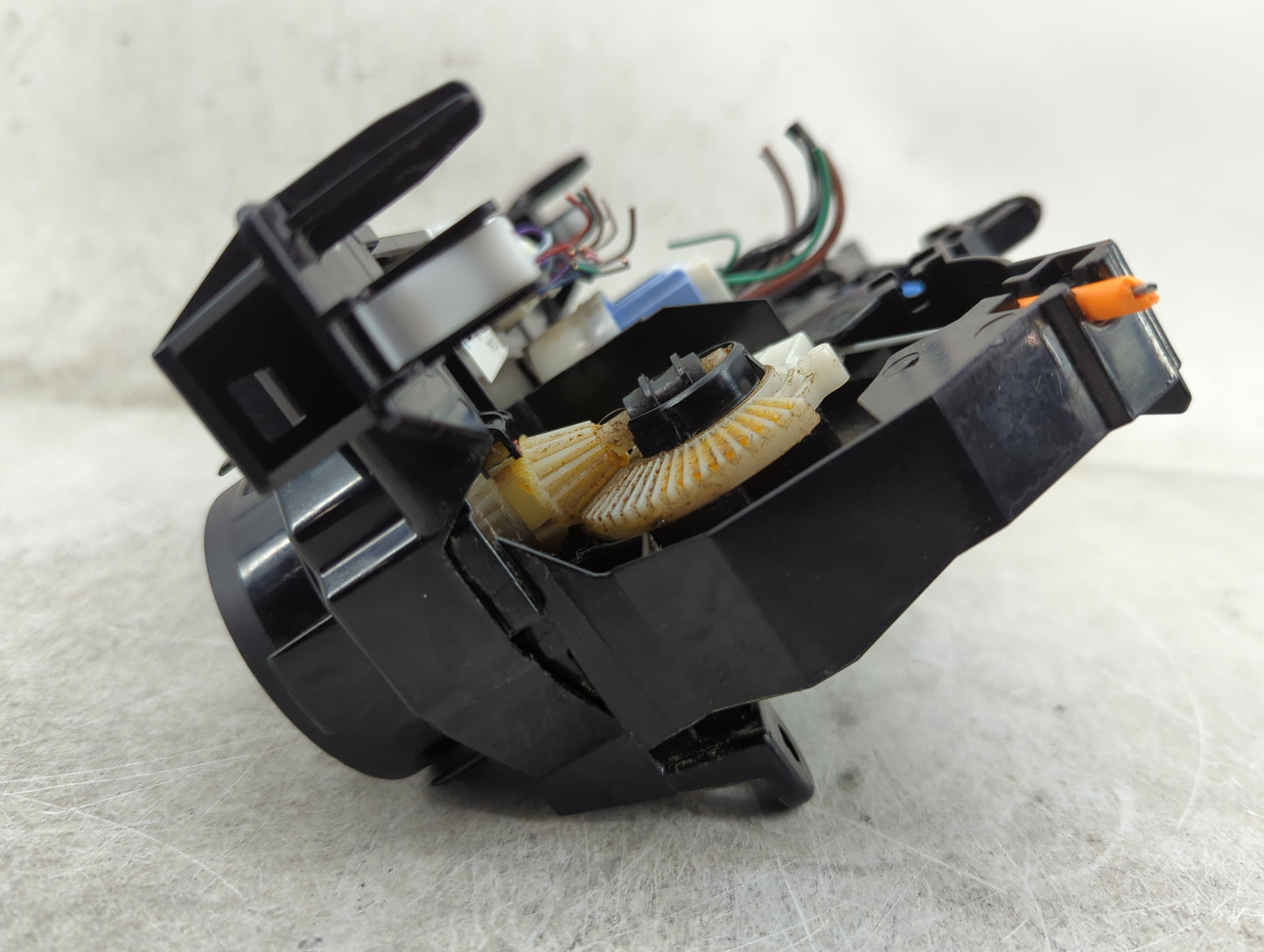 2017-2018 Toyota Yaris Ia Climate Control Module Temperature AC/Heater Replacement Fits Fits 2016 2017 2018 2019 2020 OEM Us