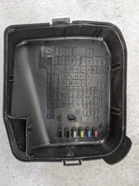 2017-2018 Toyota Yaris Ia Fusebox Fuse Box Panel Relay Module P/N:DB5J-6676Y KF541, DB5J-66767 Fits Fits 2016 2017 2018 2019