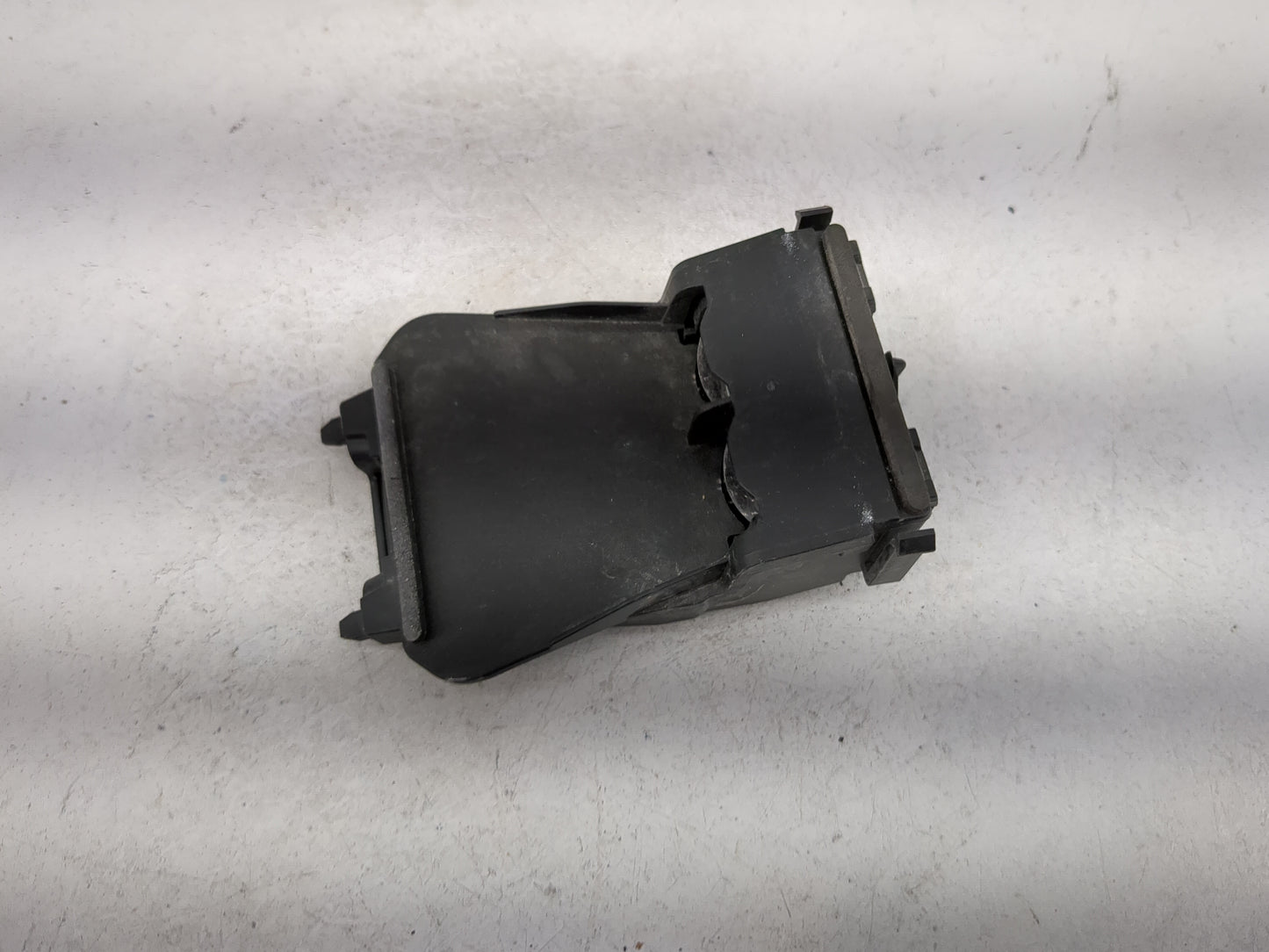 2018 Toyota Yaris Ia PCM Engine Control Computer ECU ECM PCU OEM Fits OEM Used Auto Parts - Oemusedautoparts1.com