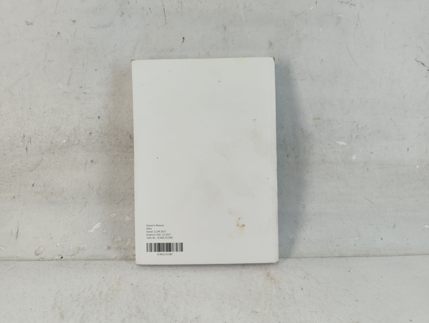 2018 Volkswagen Atlas Owners Manual Book Guide P/N:3CN012723BC OEM Used Auto Parts - Oemusedautoparts1.com