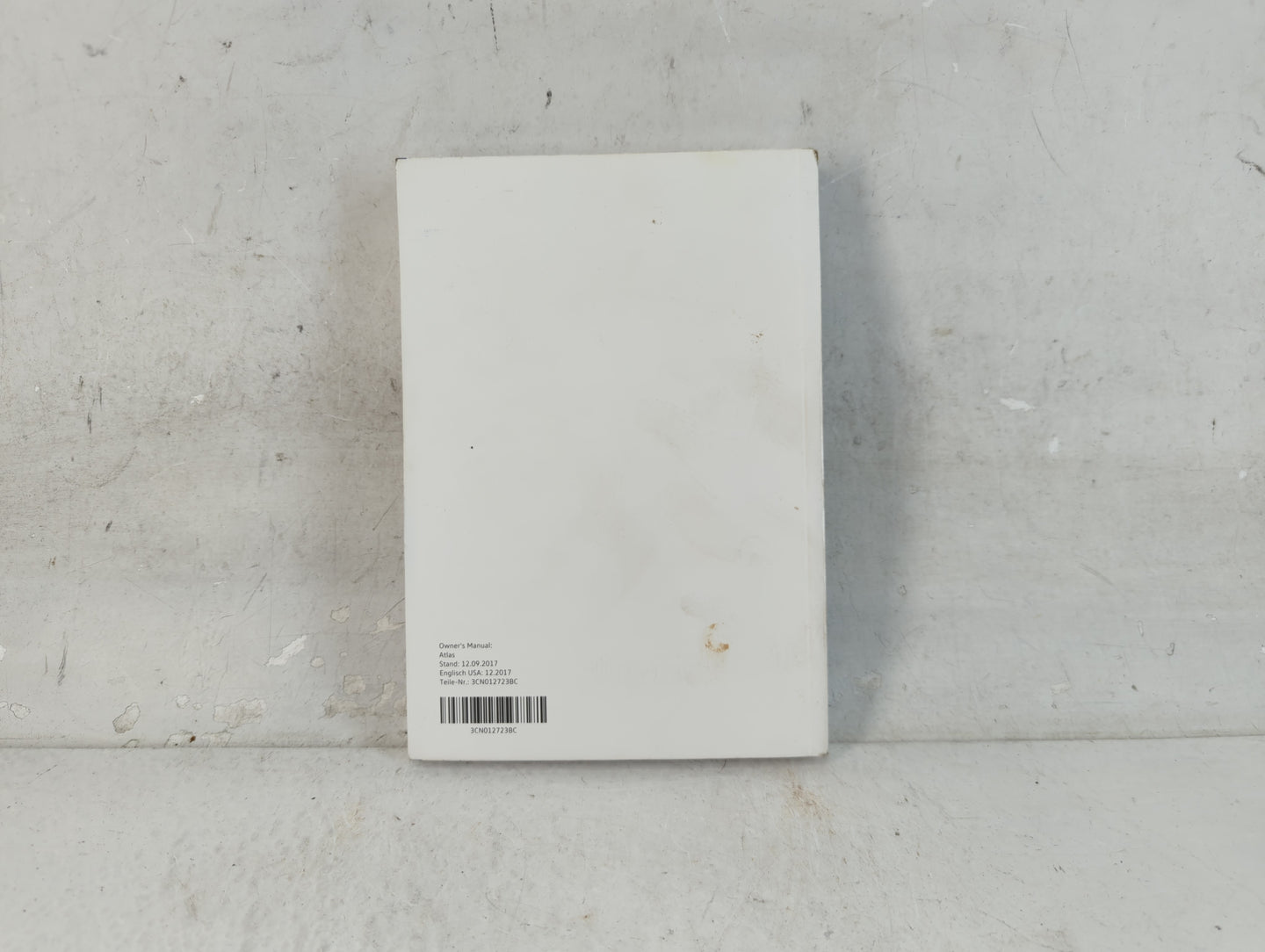 2018 Volkswagen Atlas Owners Manual Book Guide P/N:3CN012723BC OEM Used Auto Parts - Oemusedautoparts1.com