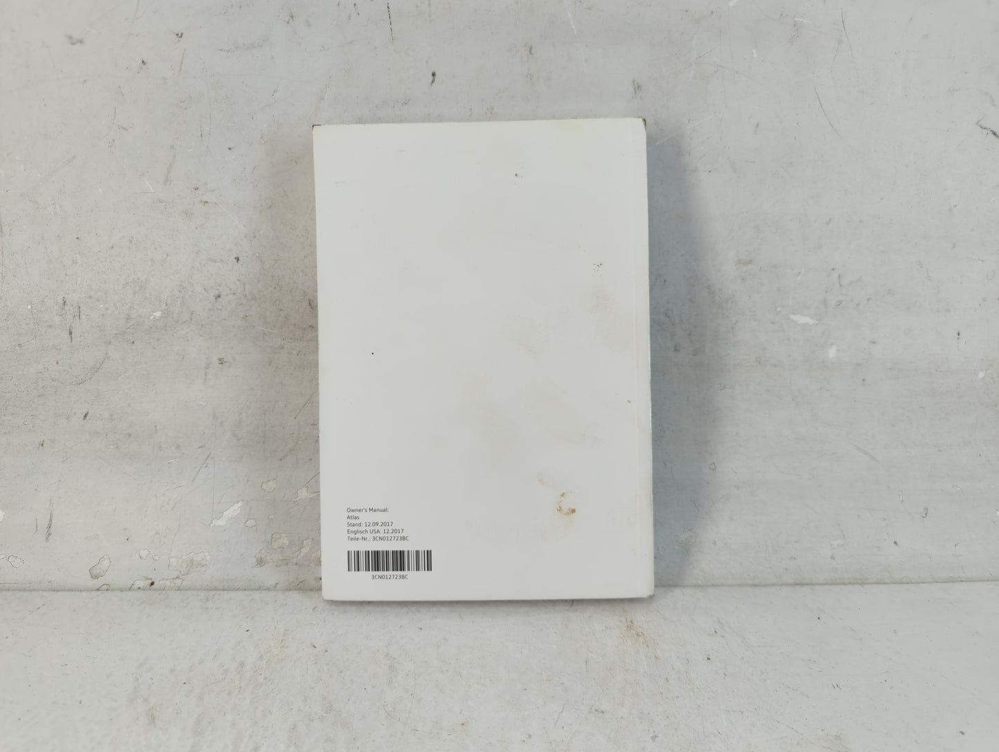 2018 Volkswagen Atlas Owners Manual Book Guide P/N:3CN012723BC OEM Used Auto Parts - Oemusedautoparts1.com