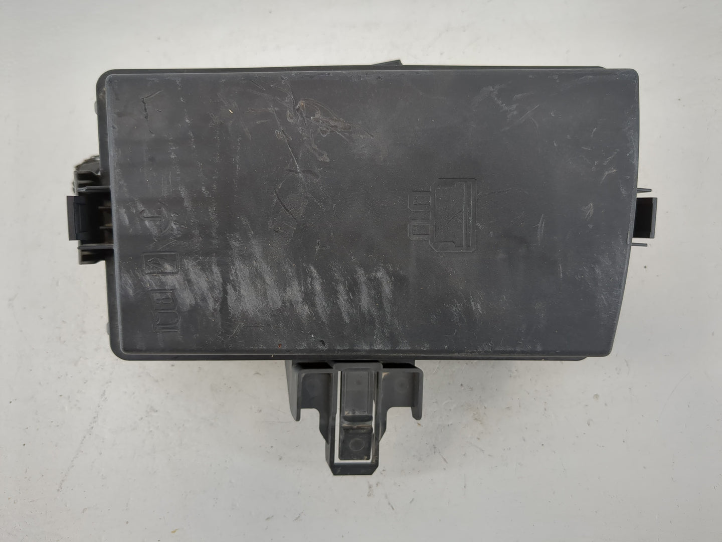 2020-2022 Volkswagen Atlas Fusebox Fuse Box Panel Relay Module P/N:5Q0 907 361 D Fits Fits 2020 2021 2022 OEM Used Auto Part