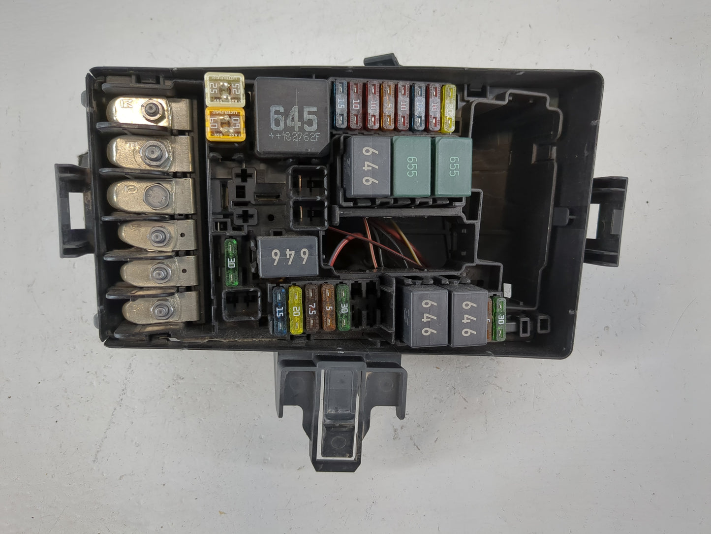 2020-2022 Volkswagen Atlas Fusebox Fuse Box Panel Relay Module P/N:5Q0 907 361 D Fits Fits 2020 2021 2022 OEM Used Auto Part