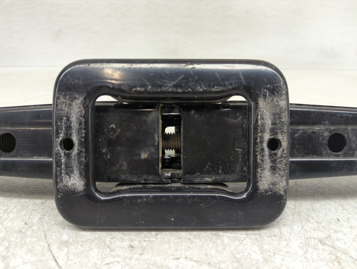 2018 Volkswagen Atlas Spare Scissor Car Jack - Oemusedautoparts1.com