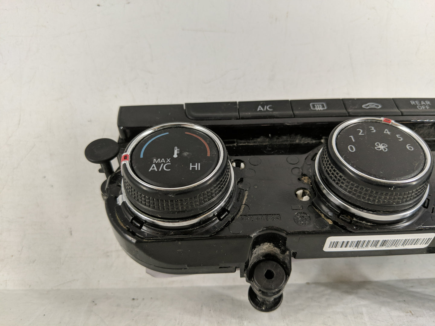 2018 Volkswagen Atlas Climate Control Module Temperature AC/Heater Replacement P/N:3CN907426D Fits OEM Used Auto Parts - Oem