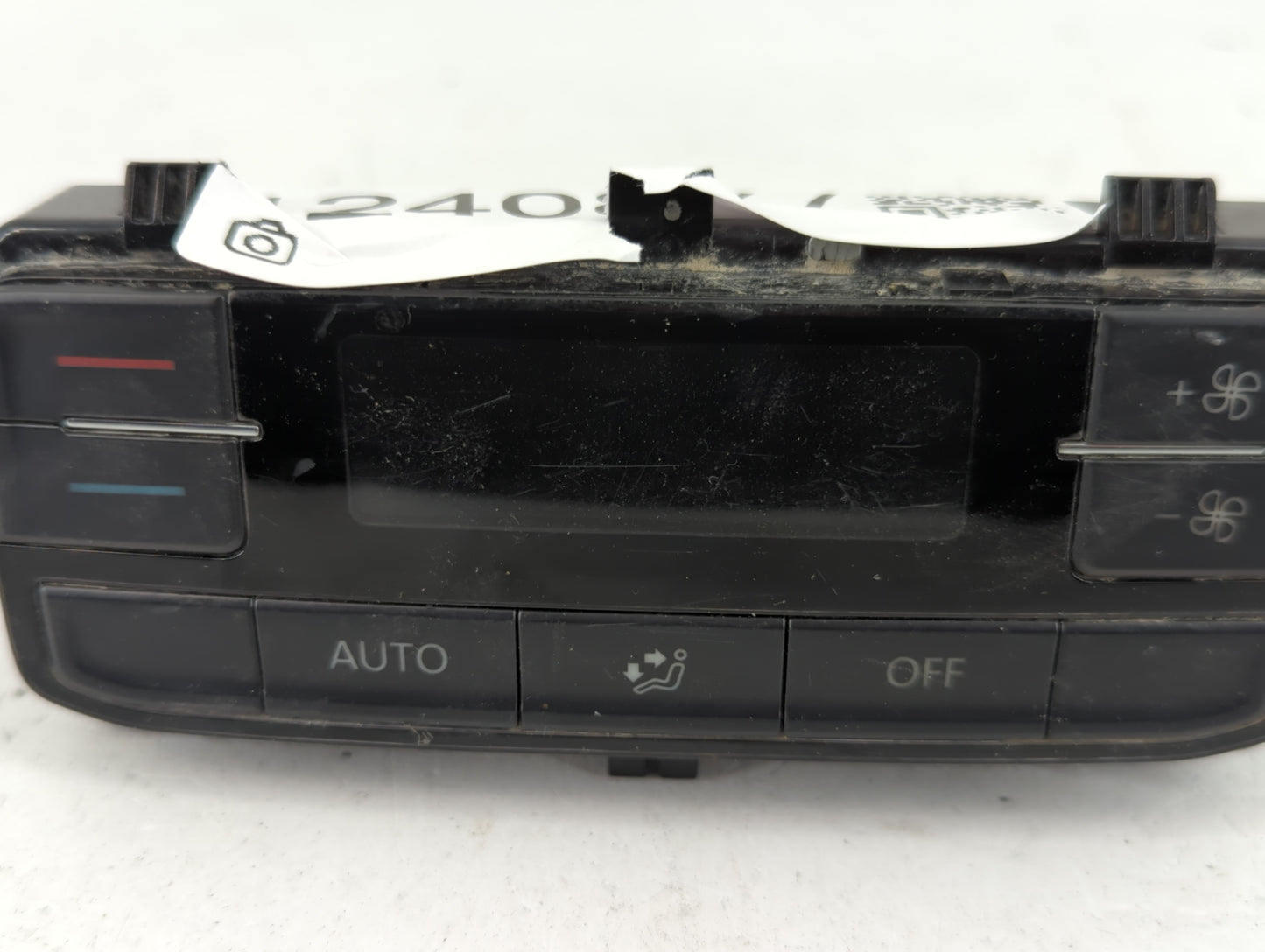 2018 Volkswagen Atlas Climate Control Module Temperature AC/Heater Replacement P/N:3CN907049D Fits OEM Used Auto Parts - Oem