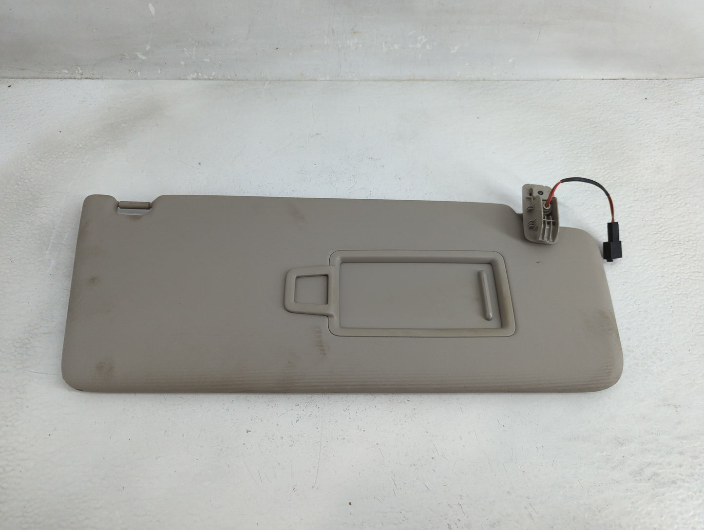 2018-2022 Volkswagen Atlas Sun Visor Shade Replacement Passenger Right Mirror Fits Fits 2018 2019 2020 2021 2022 OEM Used Au