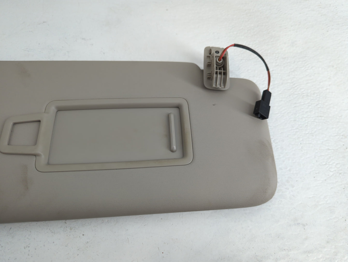 2018-2022 Volkswagen Atlas Sun Visor Shade Replacement Passenger Right Mirror Fits Fits 2018 2019 2020 2021 2022 OEM Used Au