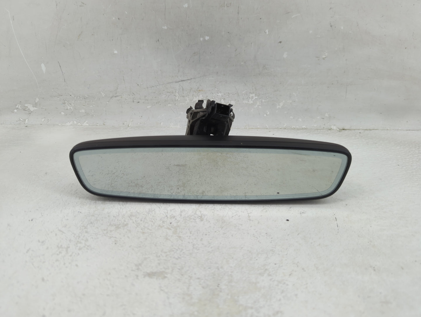 2018 Volkswagen Atlas Interior Rear View Mirror Replacement OEM Fits OEM Used Auto Parts - Oemusedautoparts1.com