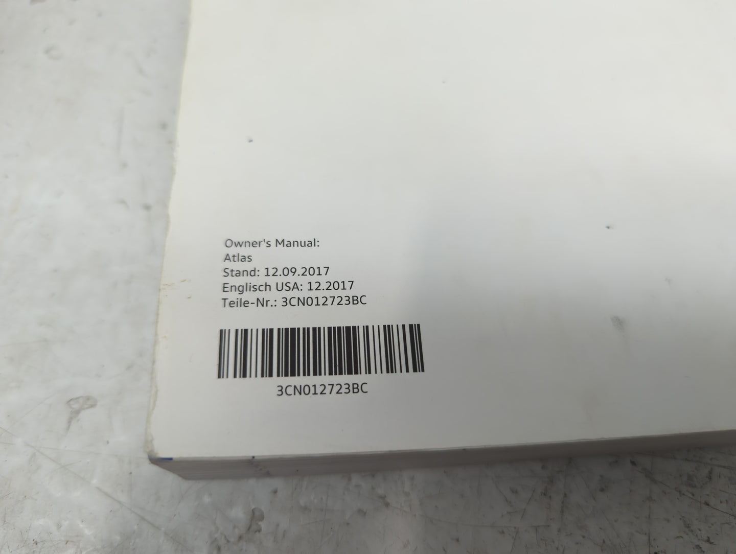 2018 Volkswagen Atlas Owners Manual Book Guide P/N:3CN012723BC OEM Used Auto Parts - Oemusedautoparts1.com