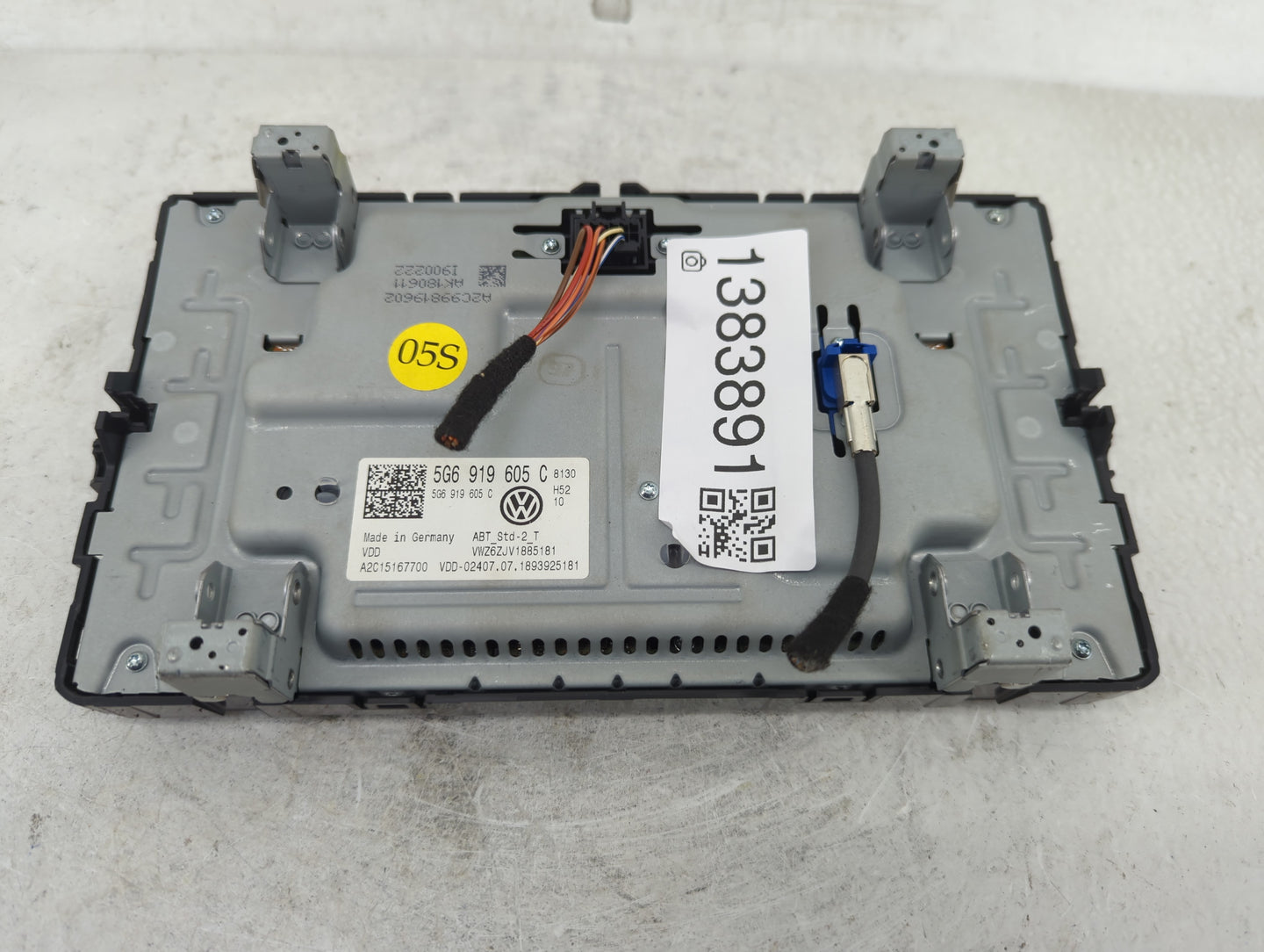 Volkswagen Atlas Information Display Screen - Oemusedautoparts1.com