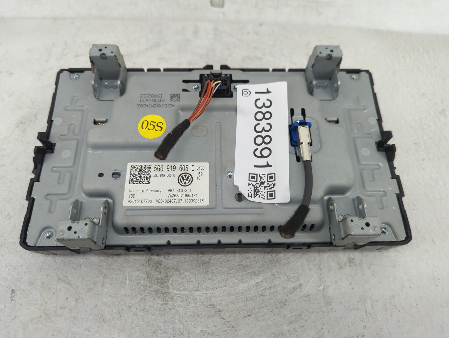 Volkswagen Atlas Information Display Screen - Oemusedautoparts1.com
