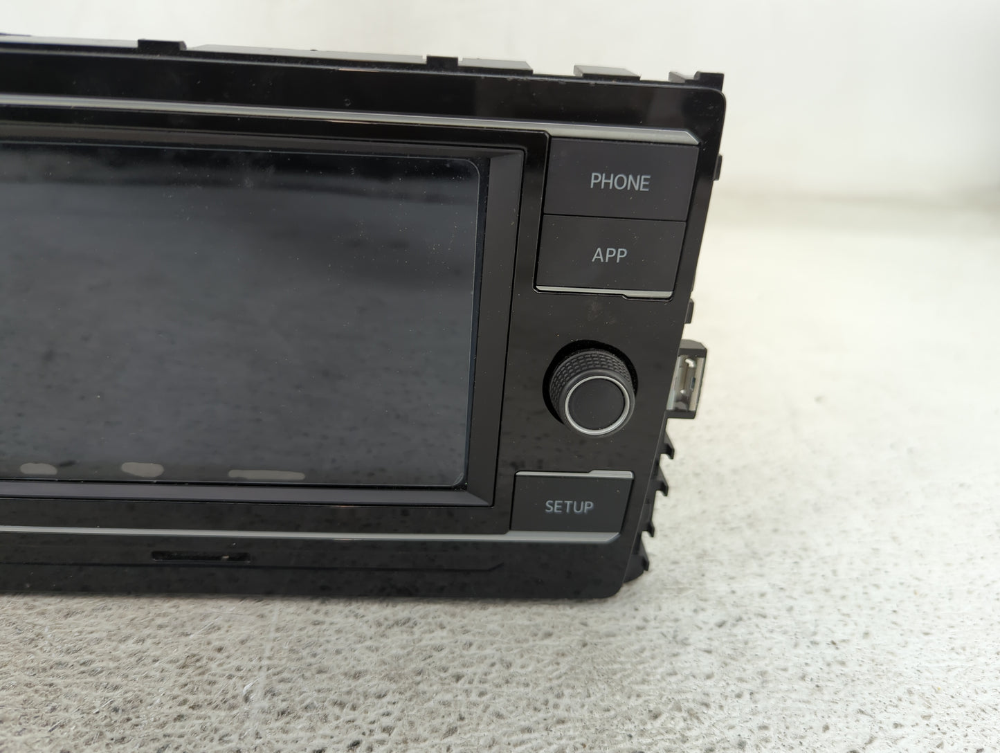 2018 Volkswagen Atlas Radio AM FM Cd Player Receiver Replacement P/N:5G6 035 868 Fits Fits 2019 2020 OEM Used Auto Parts - O