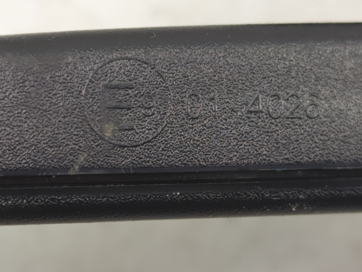 2020-2022 Volkswagen Atlas Interior Rear View Mirror Replacement OEM P/N:E9 01-4028 Fits Fits 2020 2021 2022 OEM Used Auto P