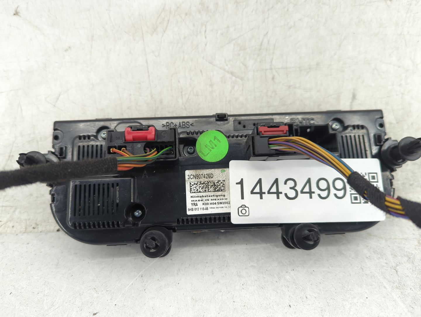 2018 Volkswagen Atlas Climate Control Module Temperature AC/Heater Replacement P/N:3CN907426D 5HB01311546 Fits OEM Used Auto