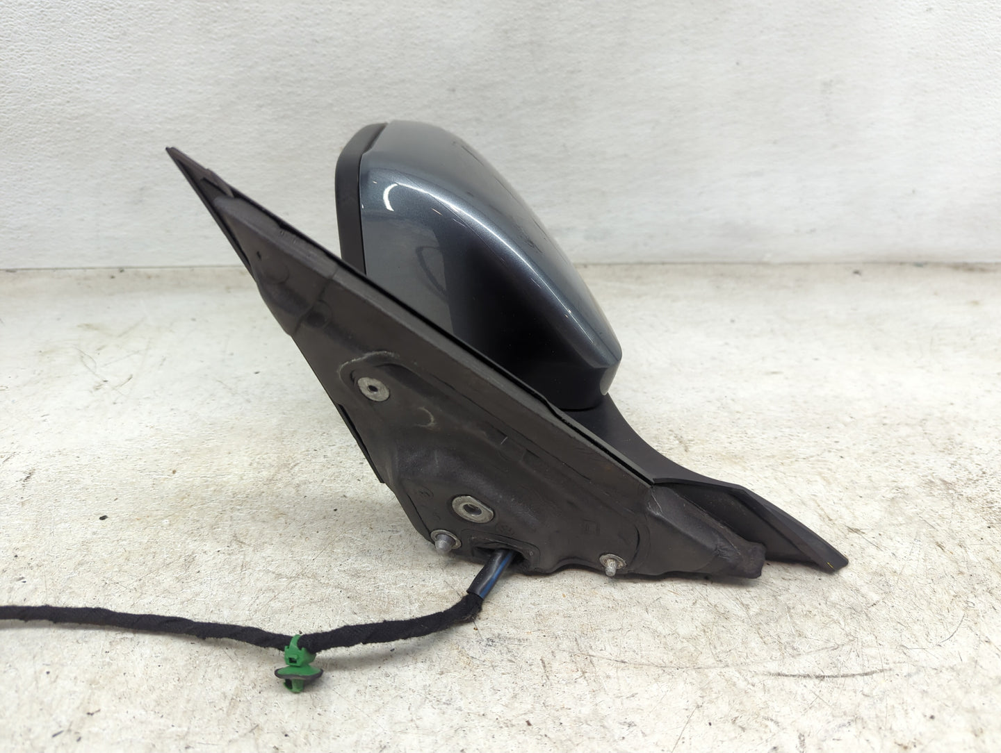 2018 Volkswagen Atlas Driver Side View Mirror - Left Door Mirror OEM Used - Oemusedautoparts1.com