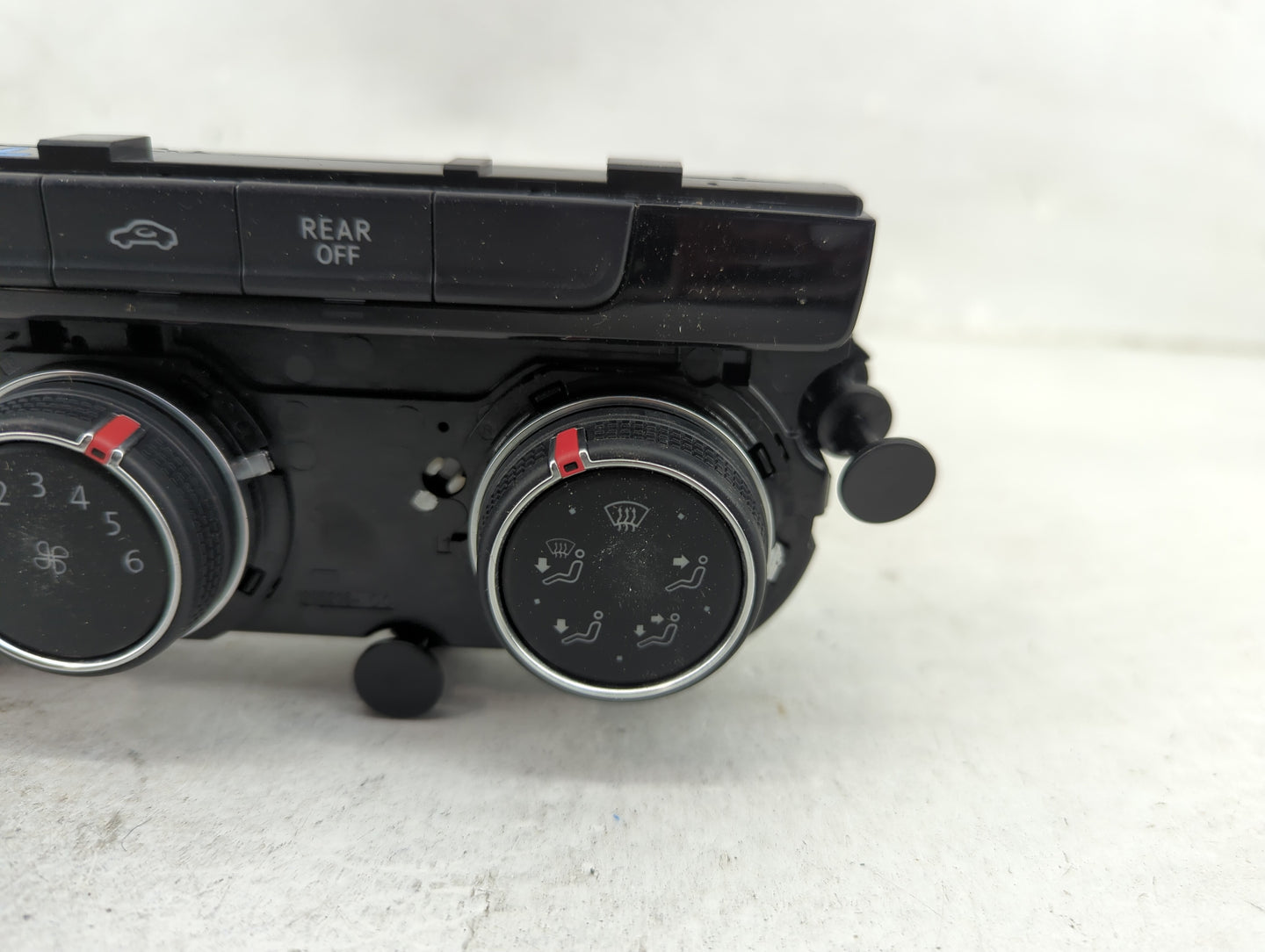 2018 Volkswagen Atlas Climate Control Module Temperature AC/Heater Replacement P/N:3CN907426D 5HB01311546 Fits OEM Used Auto