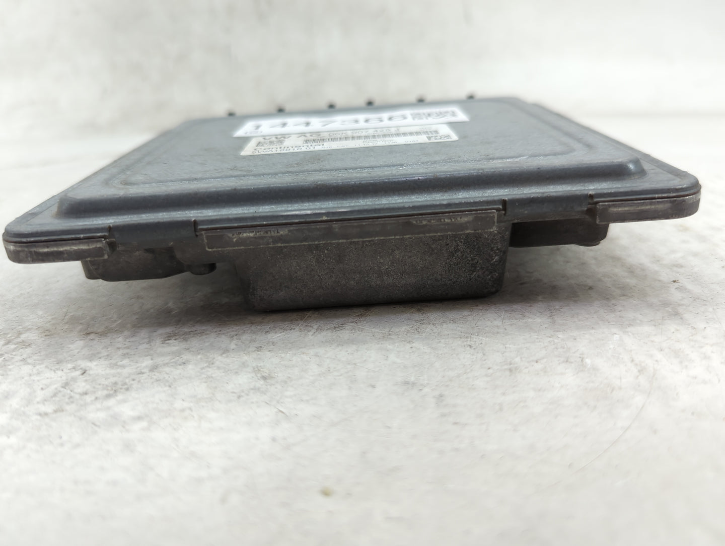 2018-2019 Volkswagen Atlas PCM Engine Control Computer ECU ECM PCU OEM P/N:06K907425J 5WA18010 01 Fits Fits 2018 2019 OEM Us