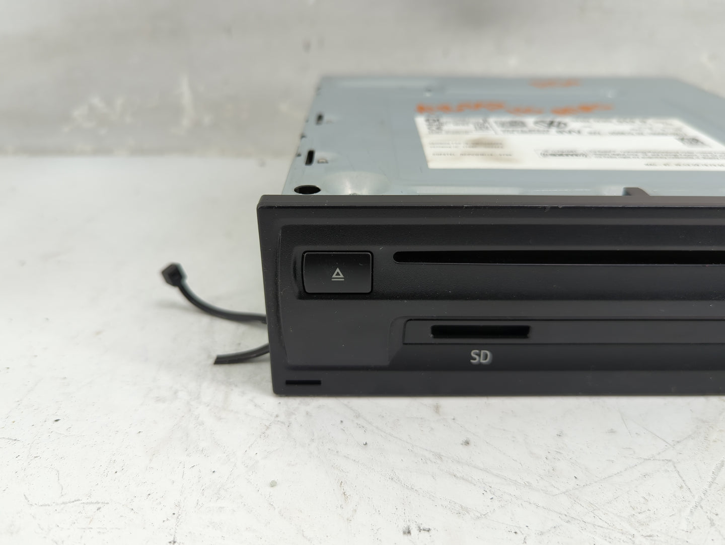 2018 Volkswagen Atlas Radio AM FM Cd Player Receiver Replacement P/N:3Q0035844B 28604594 Fits Fits 2019 2020 OEM Used Auto P