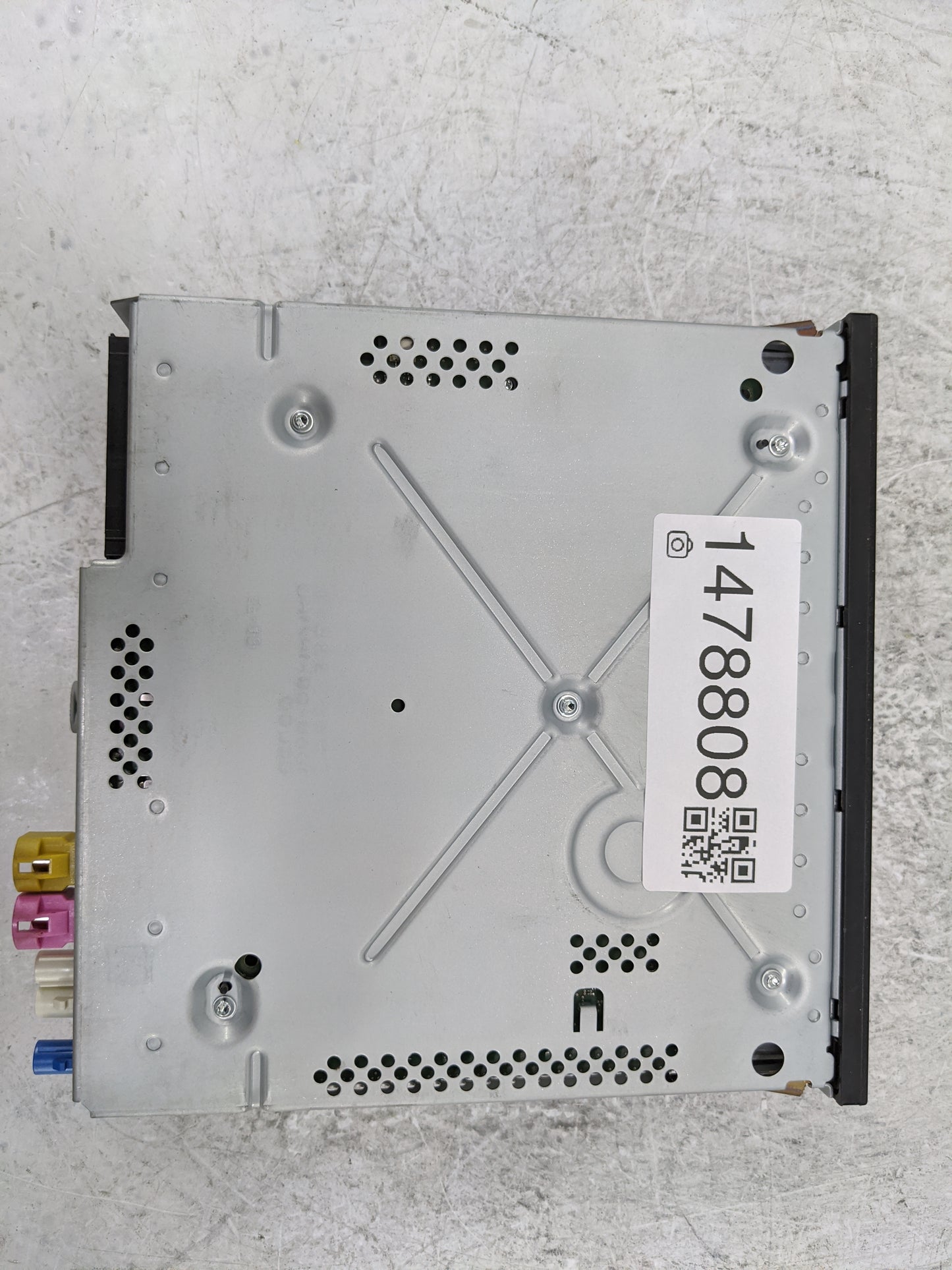 2018 Volkswagen Atlas Radio AM FM Cd Player Receiver Replacement P/N:3Q0035844B 28604594, CWTUGZZF2 Fits Fits 2019 2020 OEM 