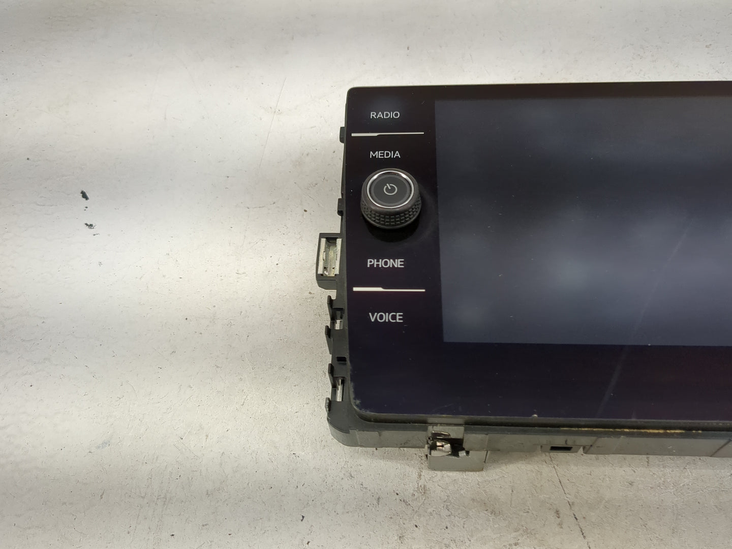 Volkswagen Atlas Information Display Screen 1483510 - Oemusedautoparts1.com