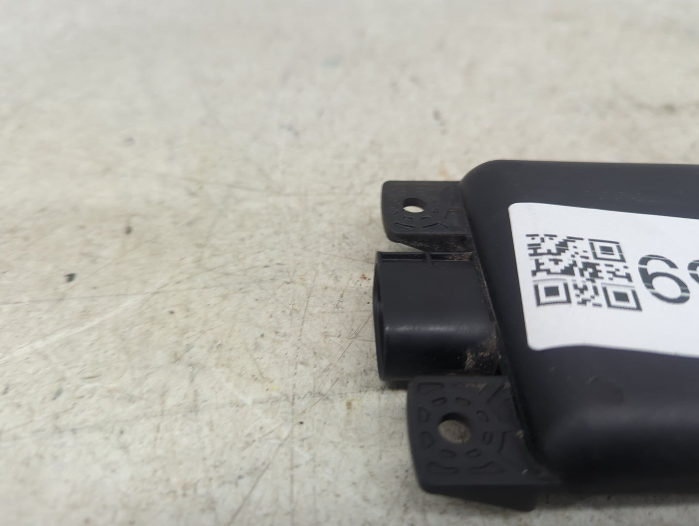 Volkswagen Atlas Backup Camera Or Backup Sensor - Oemusedautoparts1.com