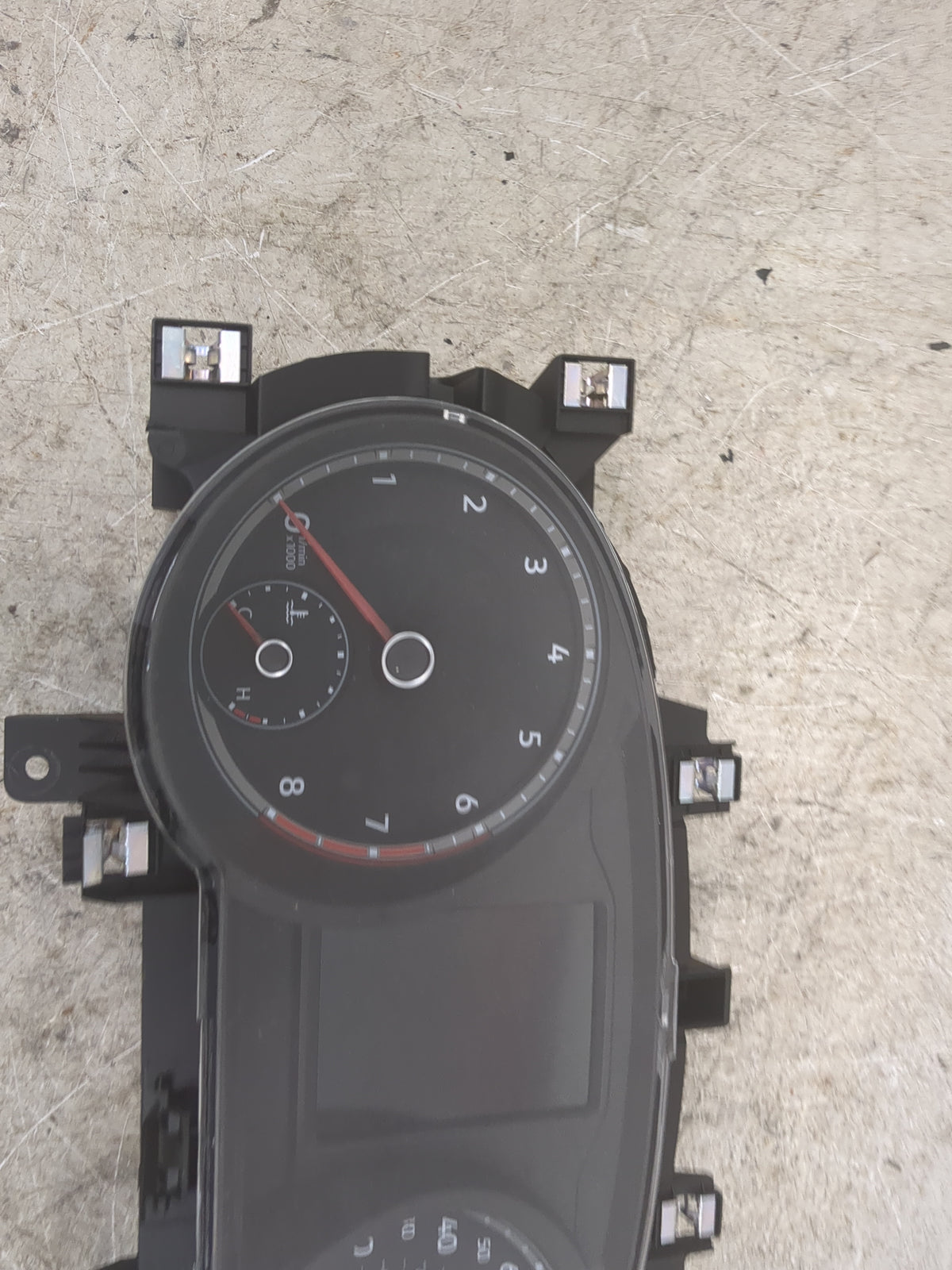 2018 Volkswagen Atlas Instrument Cluster Speedometer Gauges P/N:3CN920850A Miles: Fits OEM Used Auto Parts - Oemusedautopart