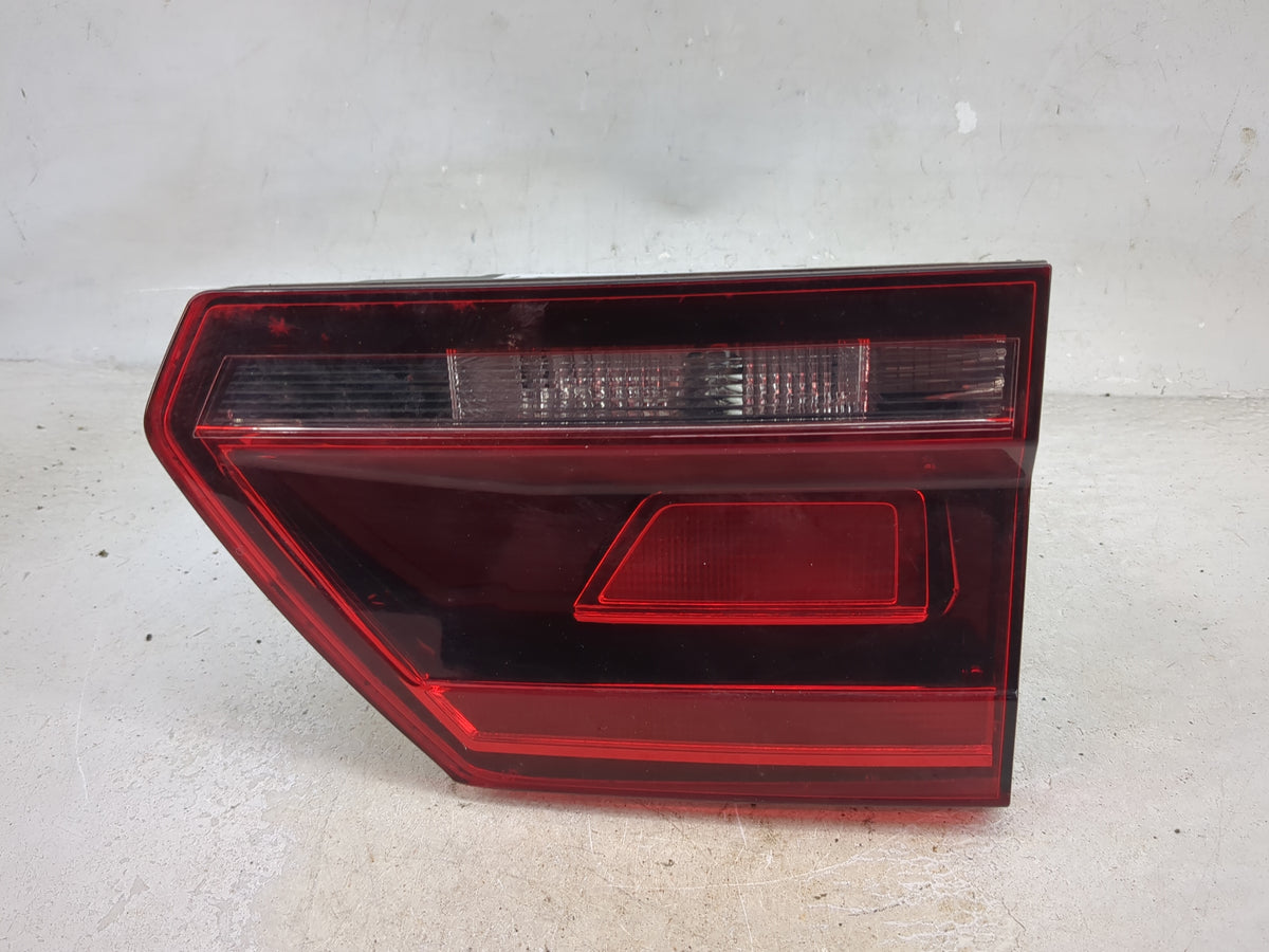 2018 Volkswagen Atlas Driver Left Side Deck Lid Mounted Tail Light - Oemusedautoparts1.com