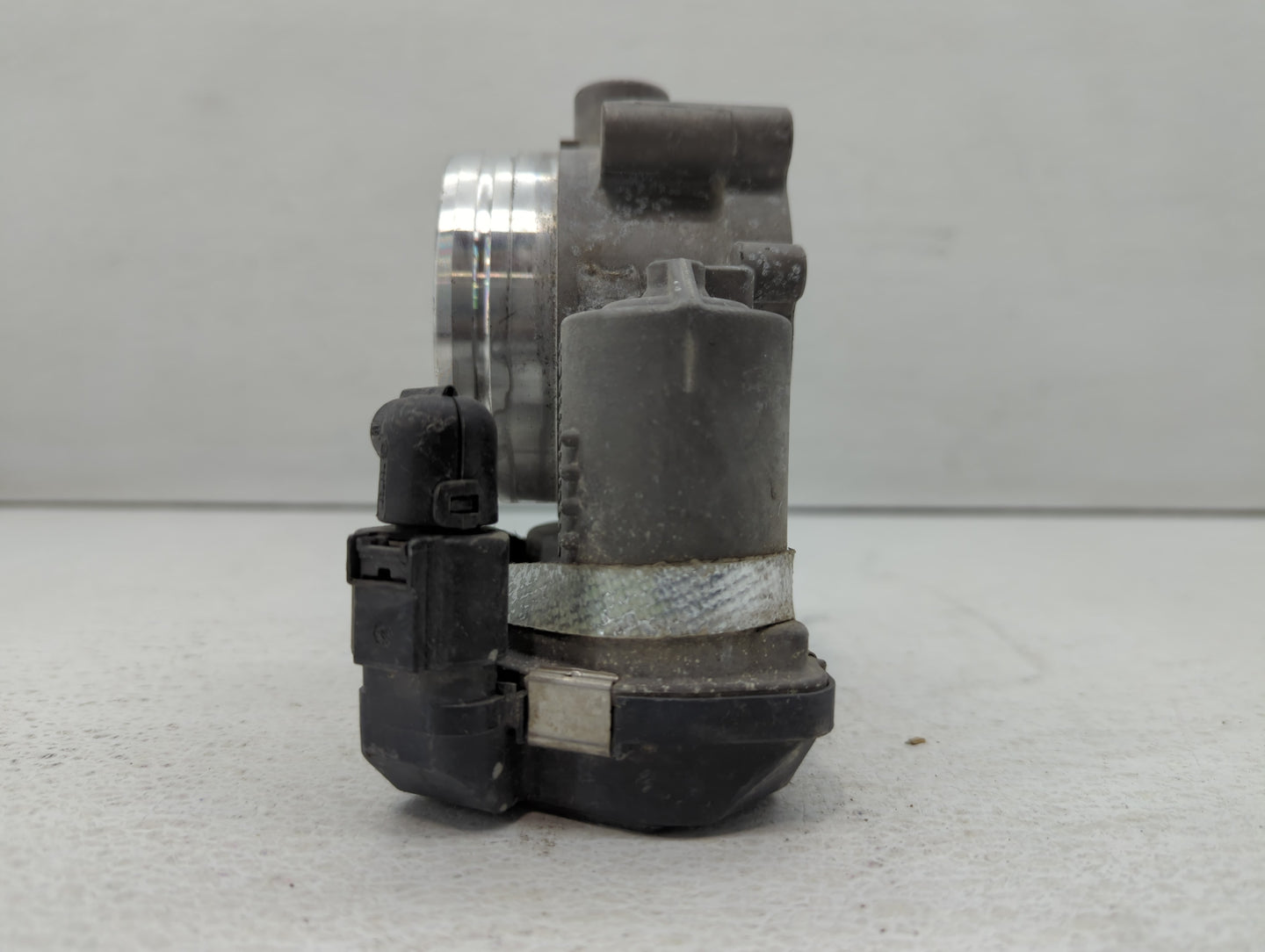 2018-2022 Volkswagen Atlas Throttle Body P/N:03H 133 062 C 03H 133 062 Fits OEM Used Auto Parts - Oemusedautoparts1.com