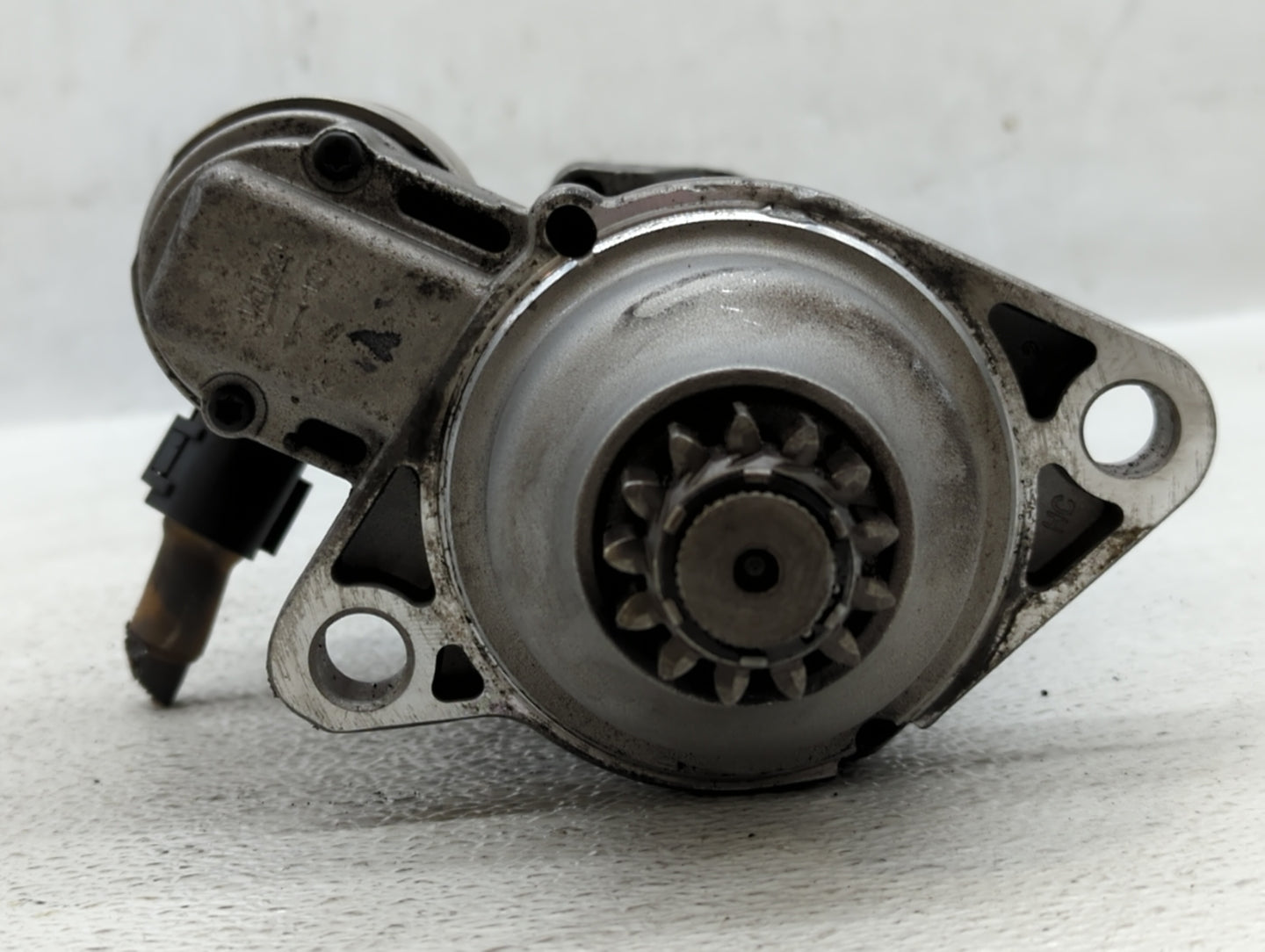 2018-2022 Volkswagen Atlas Car Starter Motor Solenoid OEM P/N:02M 911 021 P Fits Fits 2018 2019 2020 2021 2022 OEM Used Auto