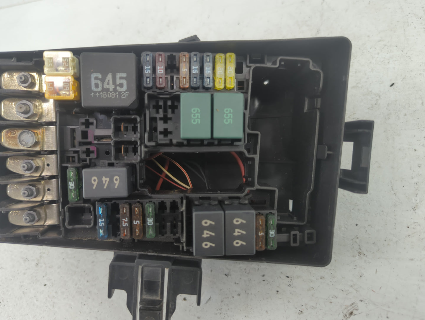 2020-2022 Volkswagen Atlas Fusebox Fuse Box Panel Relay Module P/N:GB20+GF10 5Q0 907 361 D Fits Fits 2020 2021 2022 OEM Used