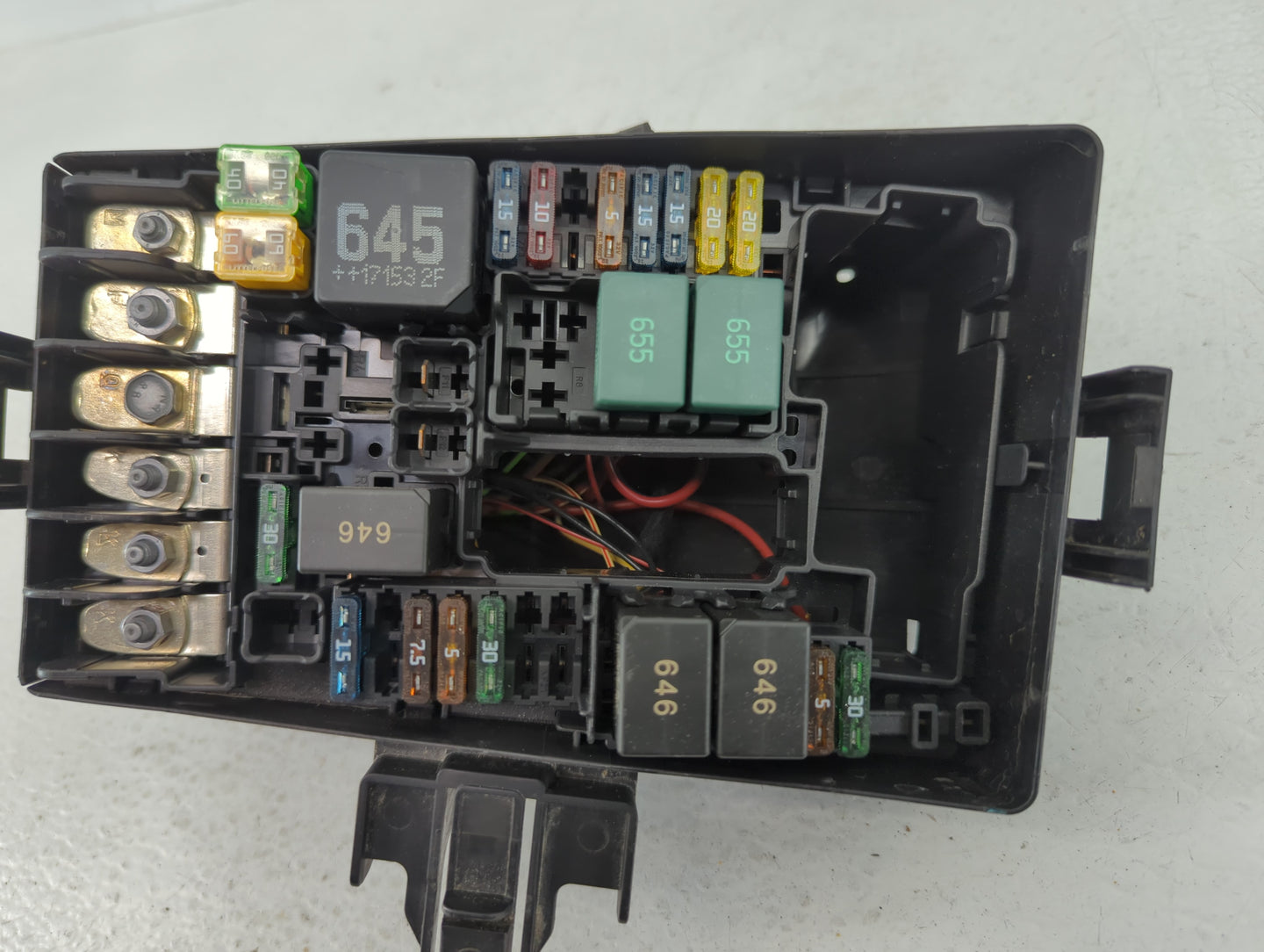 2020-2022 Volkswagen Atlas Fusebox Fuse Box Panel Relay Module P/N:GB20+GF10 5Q0 907 361 D Fits Fits 2020 2021 2022 OEM Used
