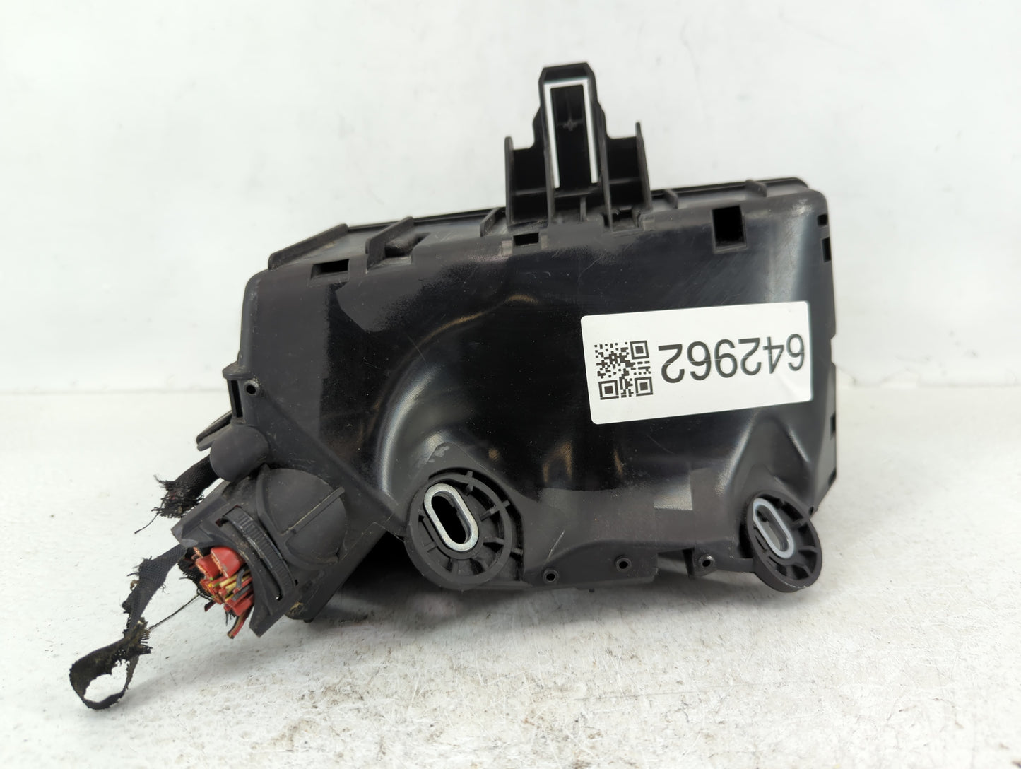 2020-2022 Volkswagen Atlas Fusebox Fuse Box Panel Relay Module P/N:GB20+GF10 5Q0 907 361 D Fits Fits 2020 2021 2022 OEM Used