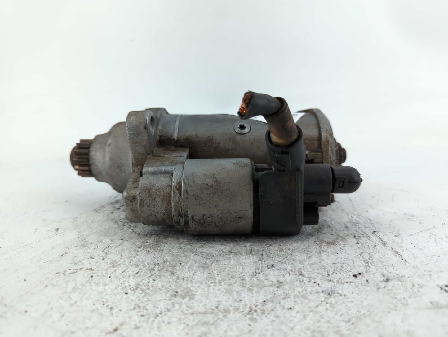 2018-2022 Volkswagen Atlas Car Starter Motor Solenoid OEM P/N:02M 911 021 P Fits Fits 2018 2019 2020 2021 2022 OEM Used Auto