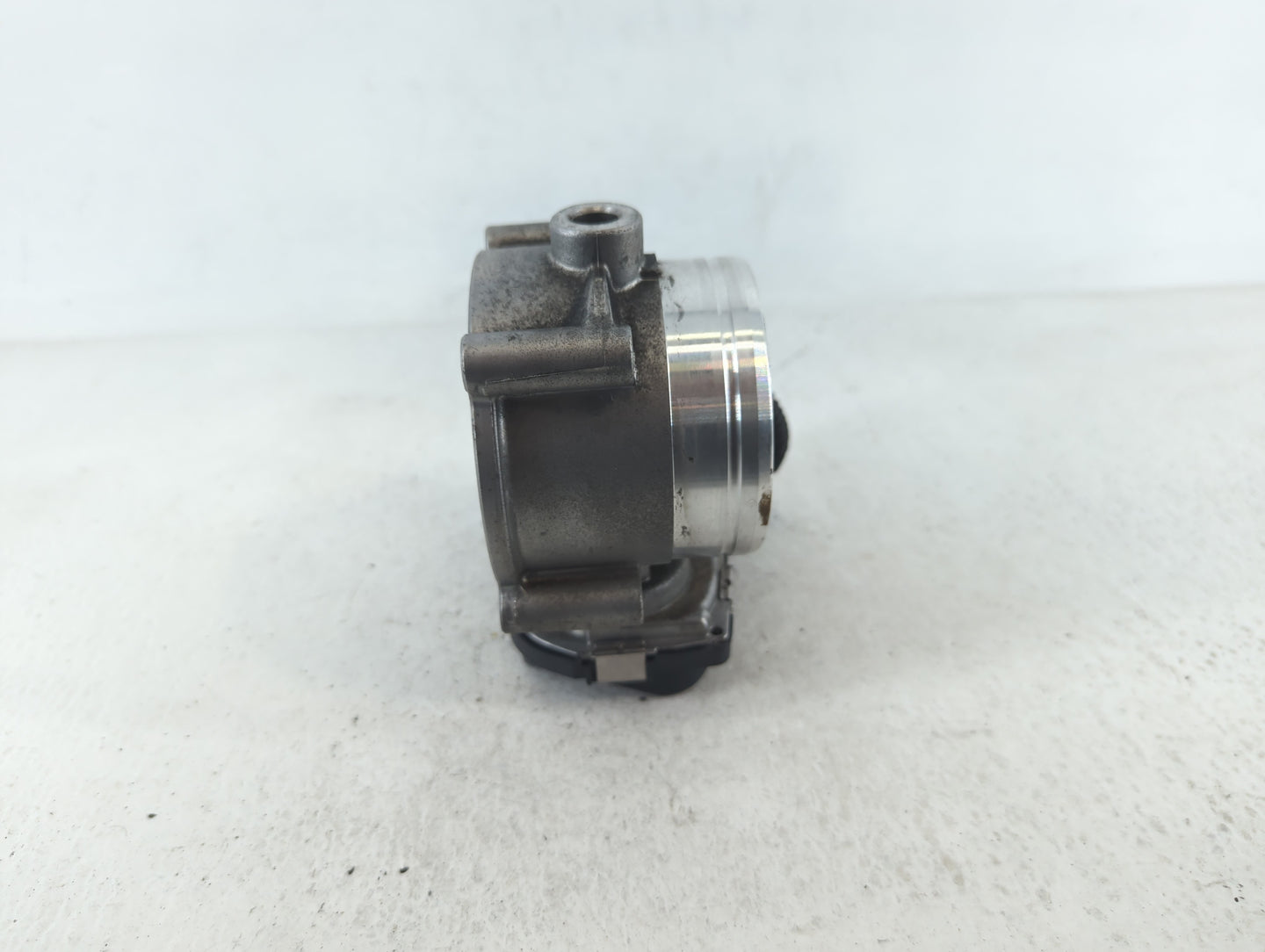 2018-2022 Volkswagen Atlas Throttle Body P/N:03H 133 062 C A2C83078000 Fits OEM Used Auto Parts - Oemusedautoparts1.com