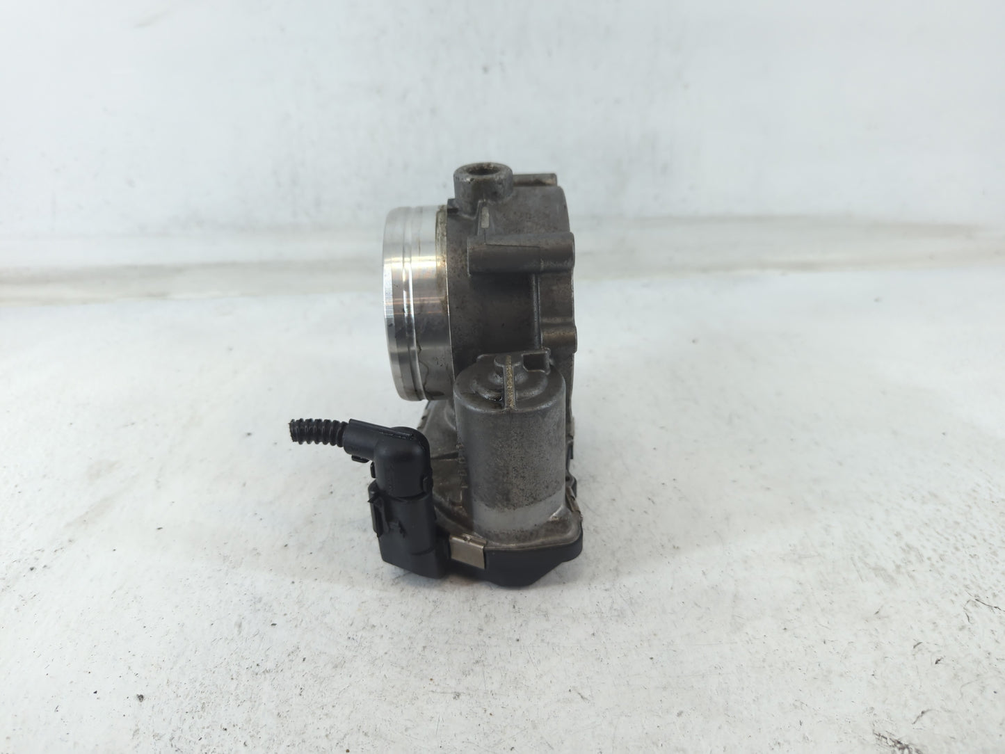 2018-2022 Volkswagen Atlas Throttle Body P/N:03H 133 062 C A2C83078000 Fits OEM Used Auto Parts - Oemusedautoparts1.com