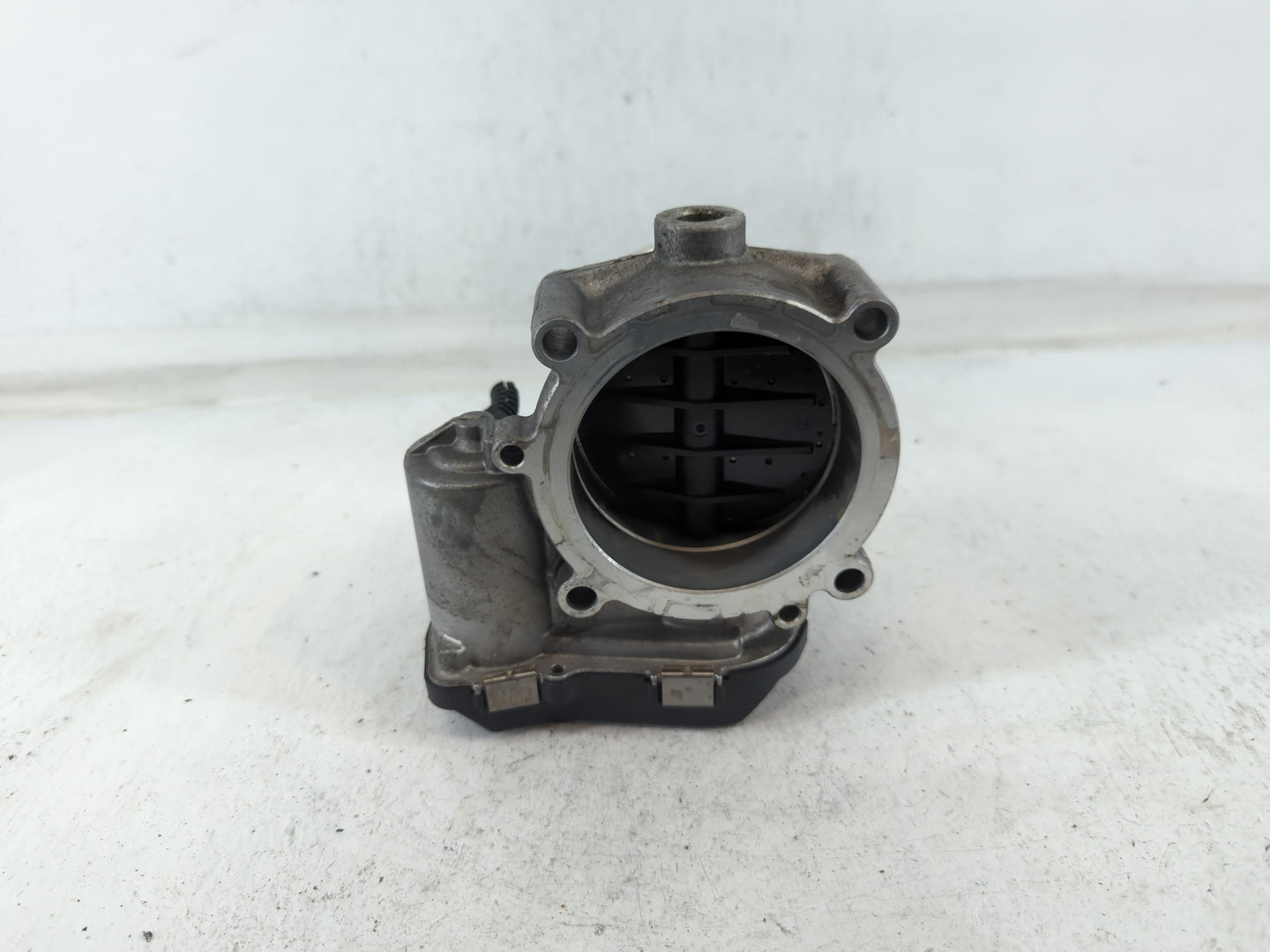 2018-2022 Volkswagen Atlas Throttle Body P/N:03H 133 062 C A2C83078000 Fits OEM Used Auto Parts - Oemusedautoparts1.com