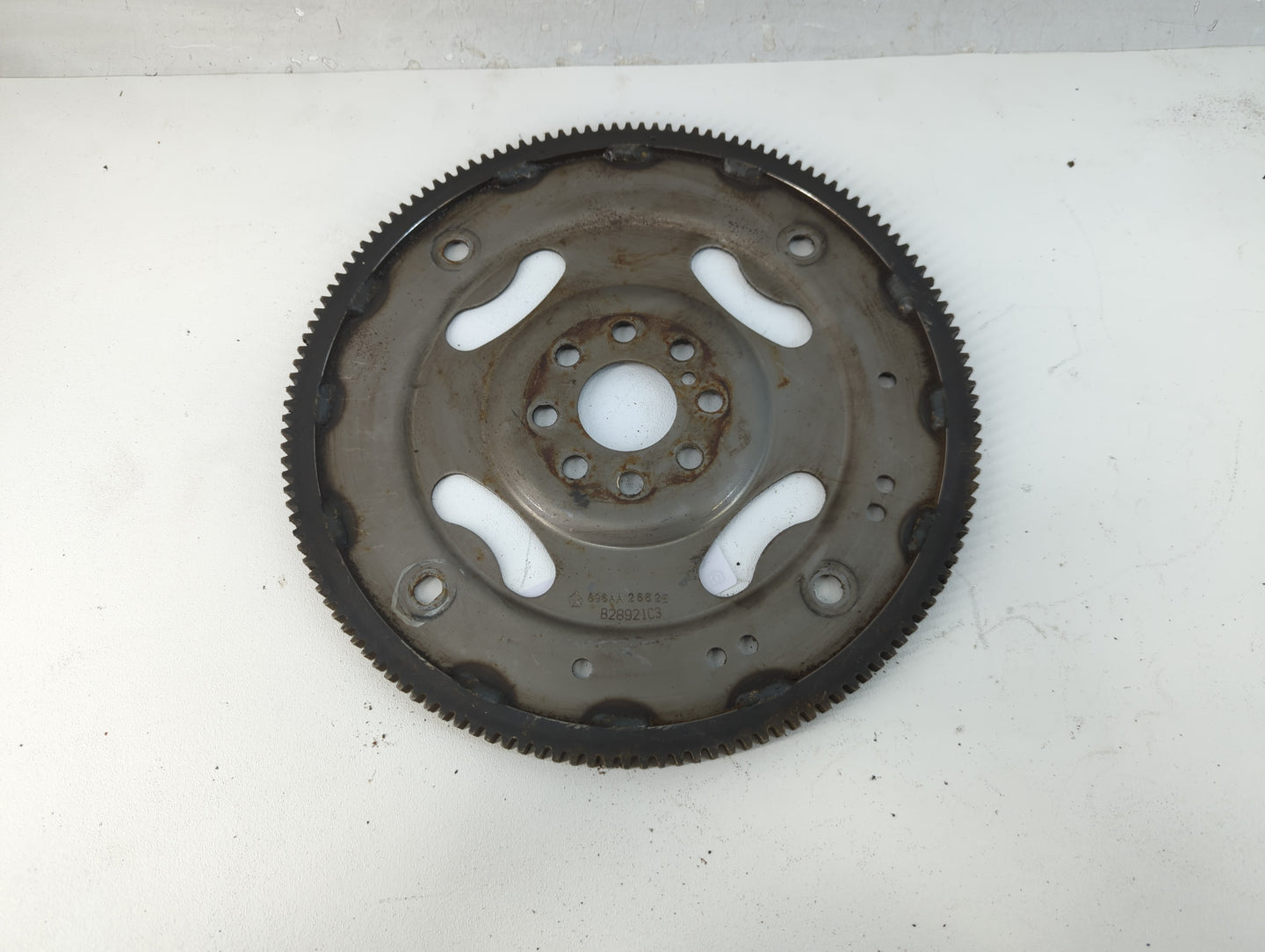 2018-2022 Volkswagen Atlas Transmission Flywheel Flexplate P/N:896AA2682E Fits OEM Used Auto Parts - Oemusedautoparts1.com