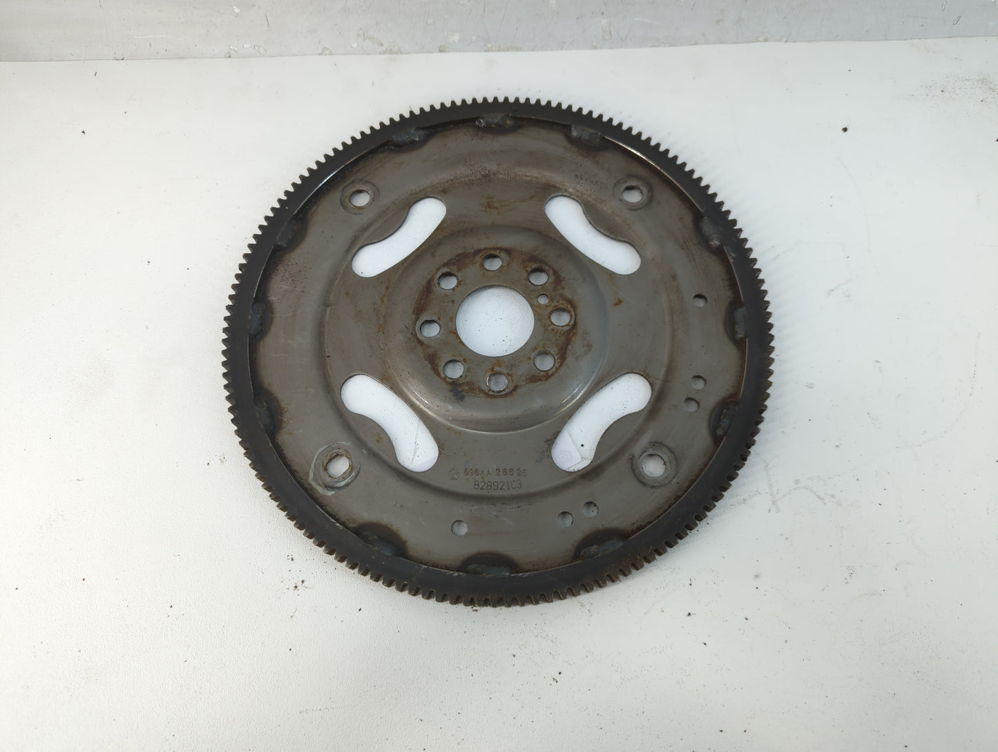 2018-2022 Volkswagen Atlas Transmission Flywheel Flexplate P/N:896AA2682E Fits OEM Used Auto Parts - Oemusedautoparts1.com